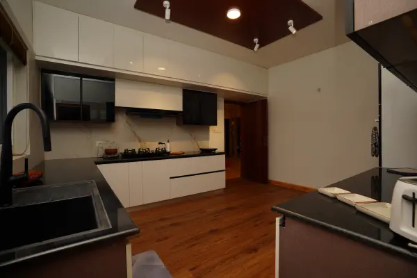 Fully-Equipped Kitchen