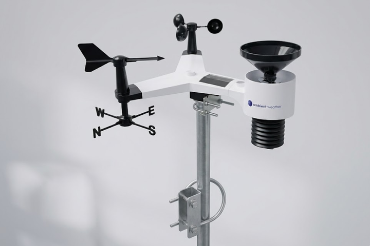Smart Indoor Digital Weather Station