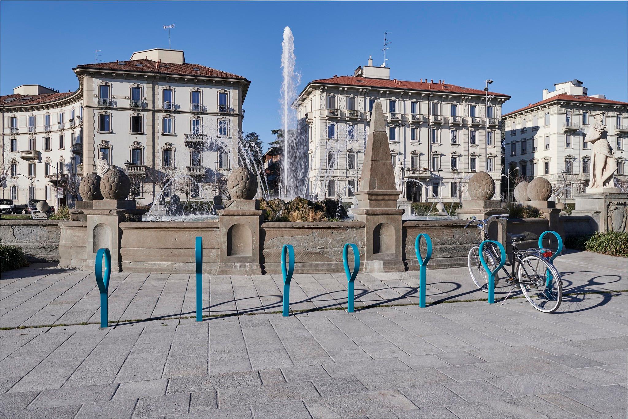 FOLK cycle stand