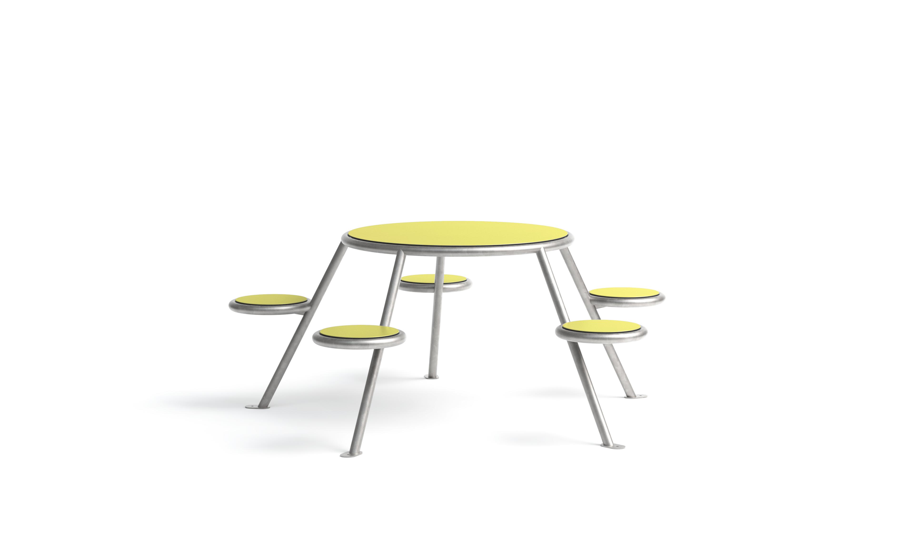 BUZZ picnic table