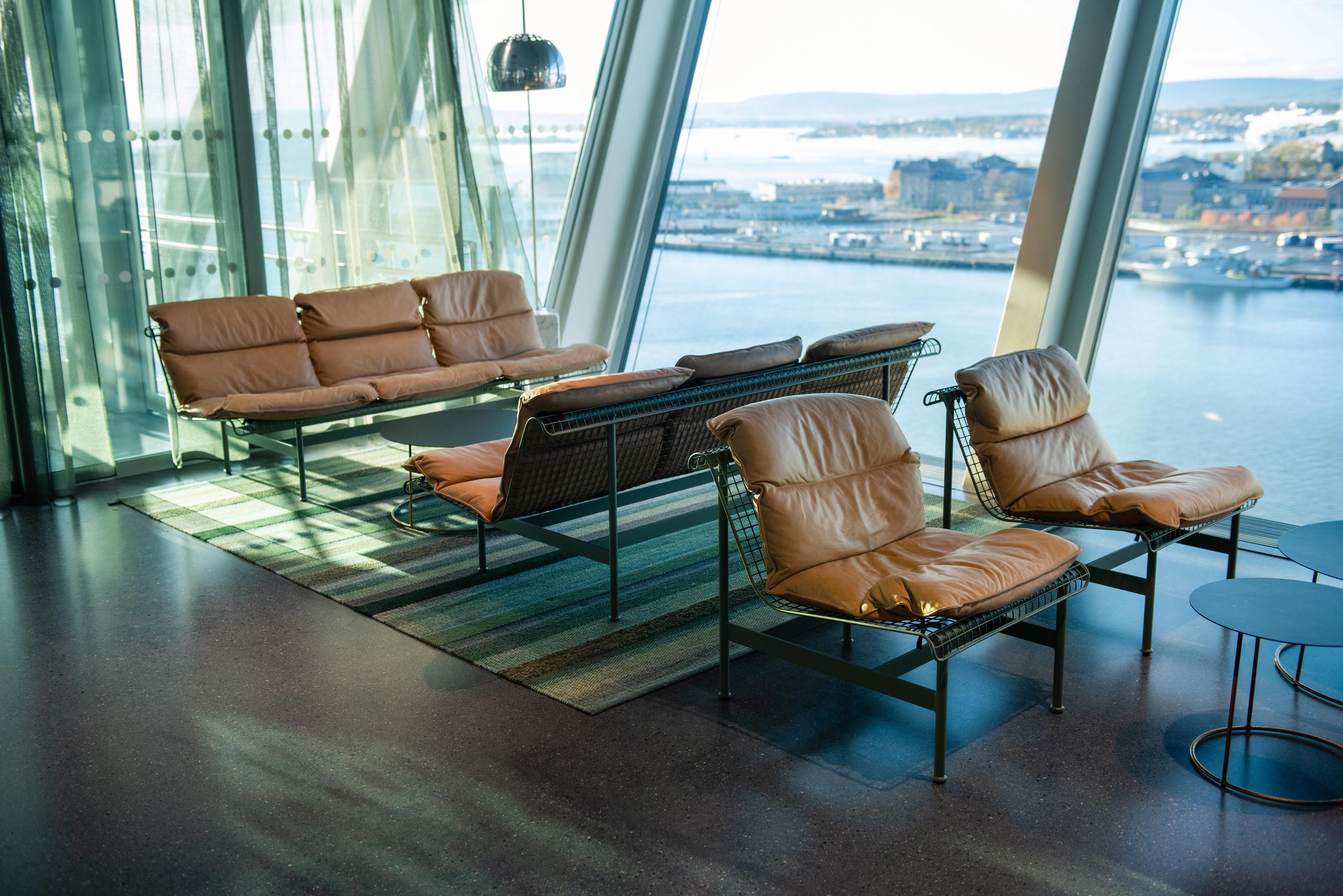 MUNCH lounge chair