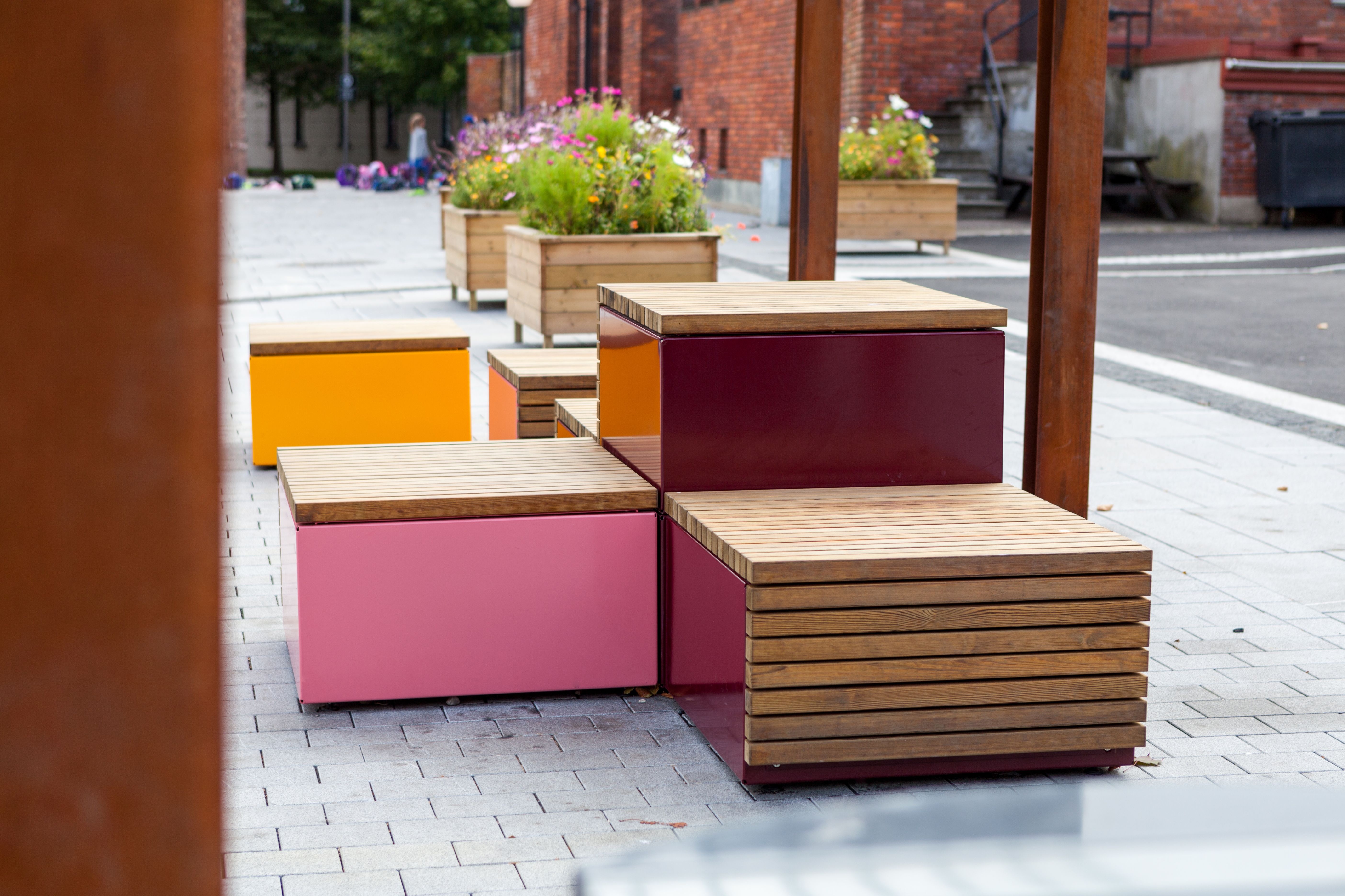 CODE square modular bench