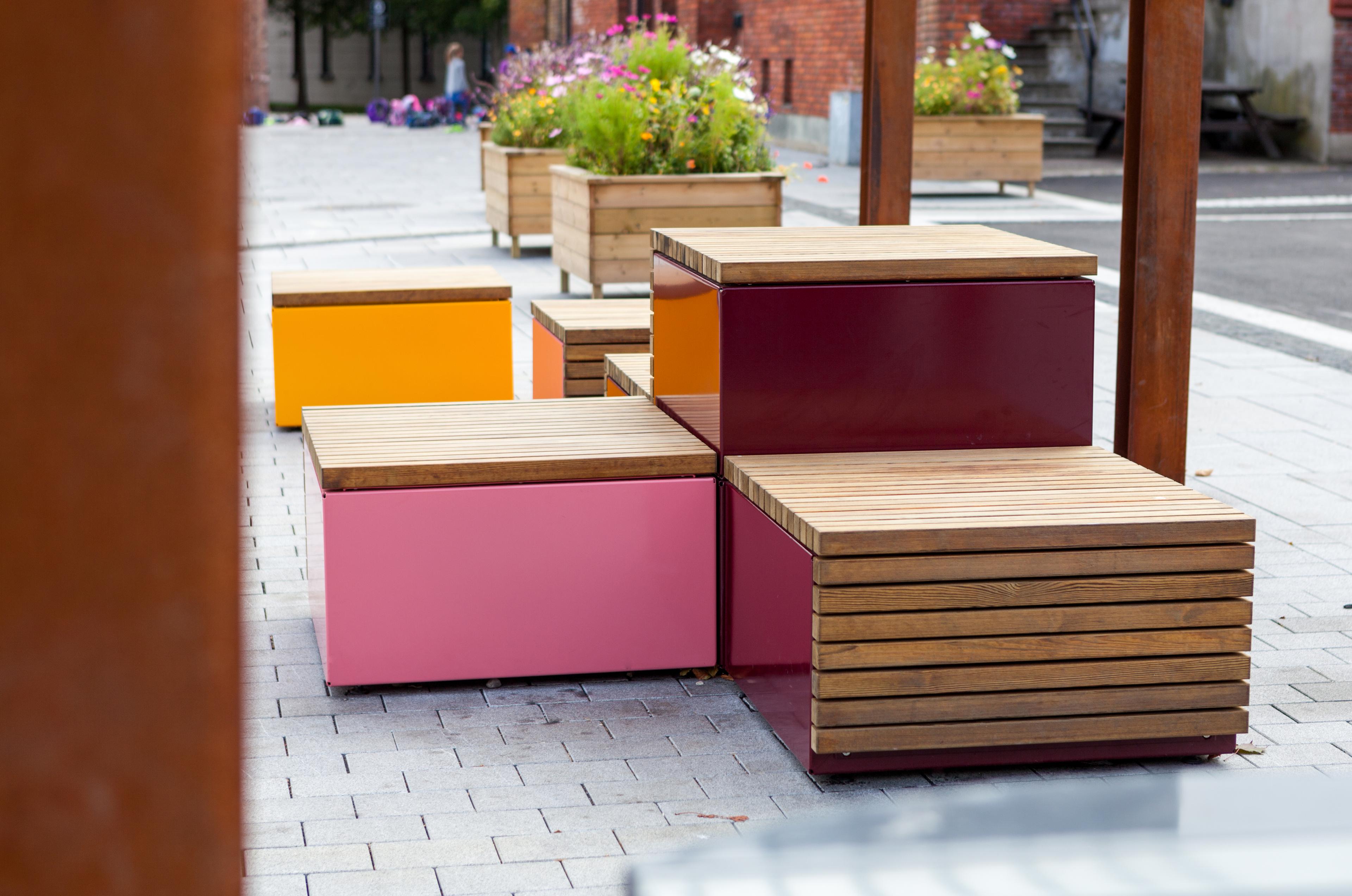 CODE square modular bench