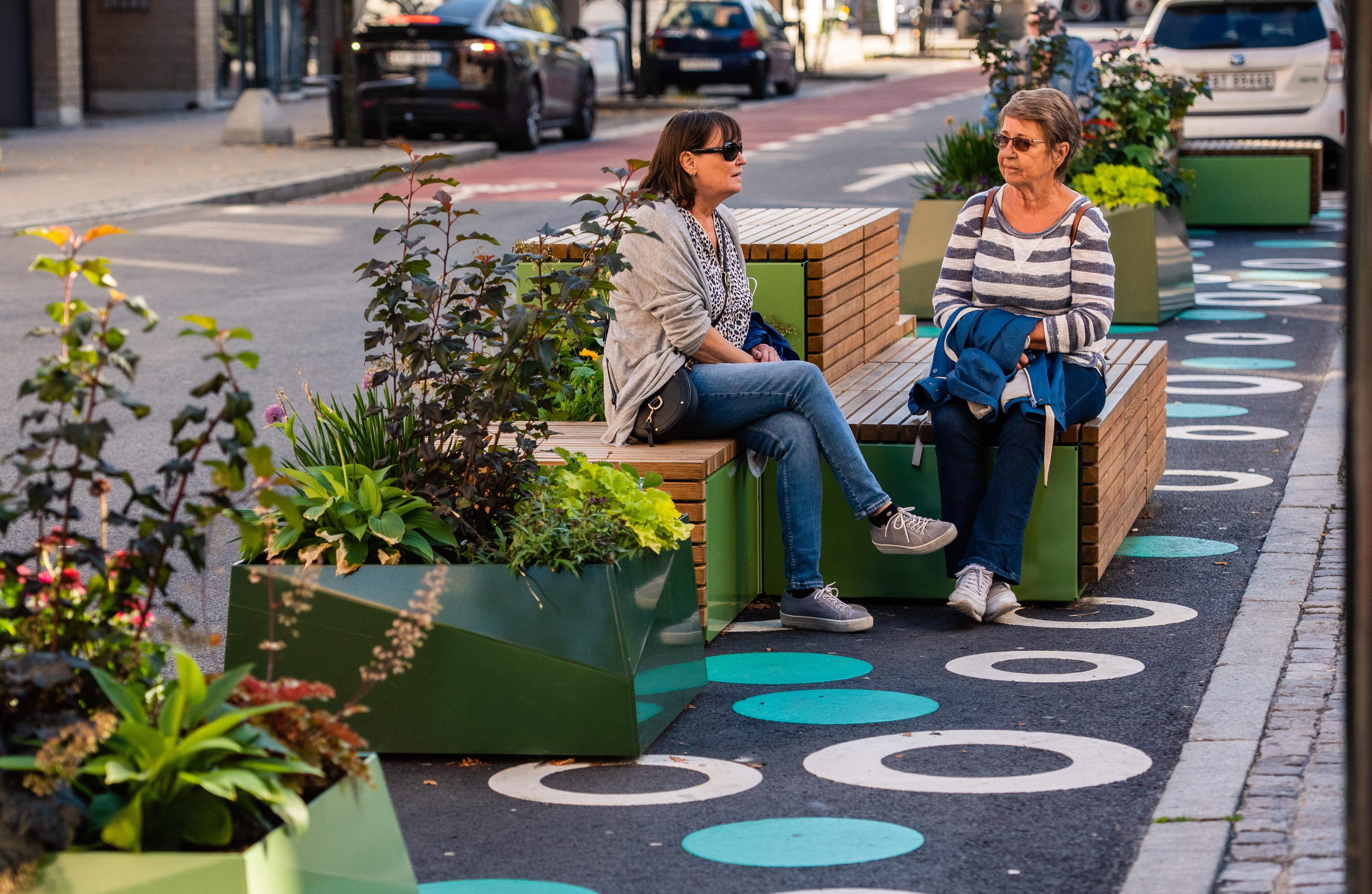 CODE square modular bench