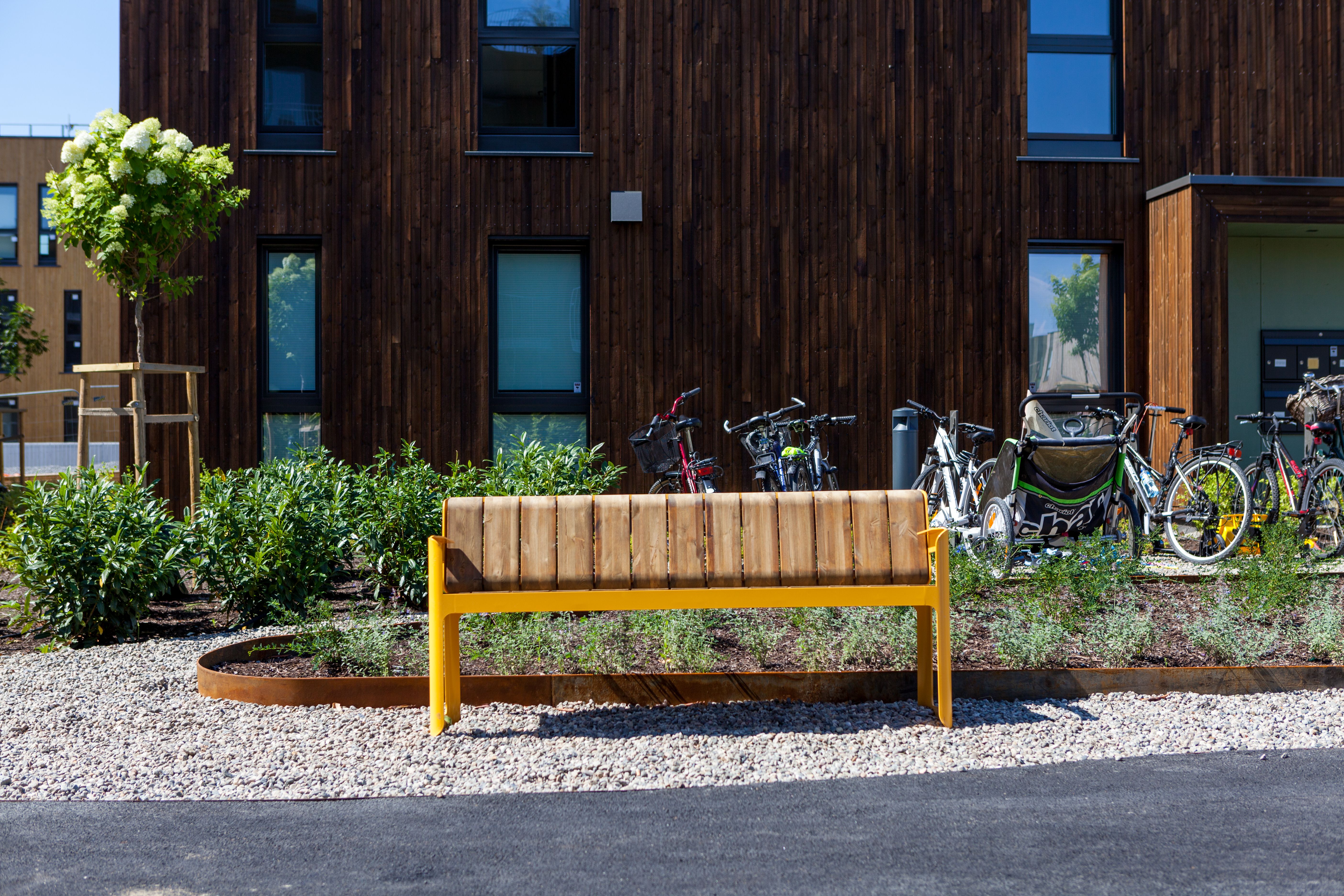 AIR bench