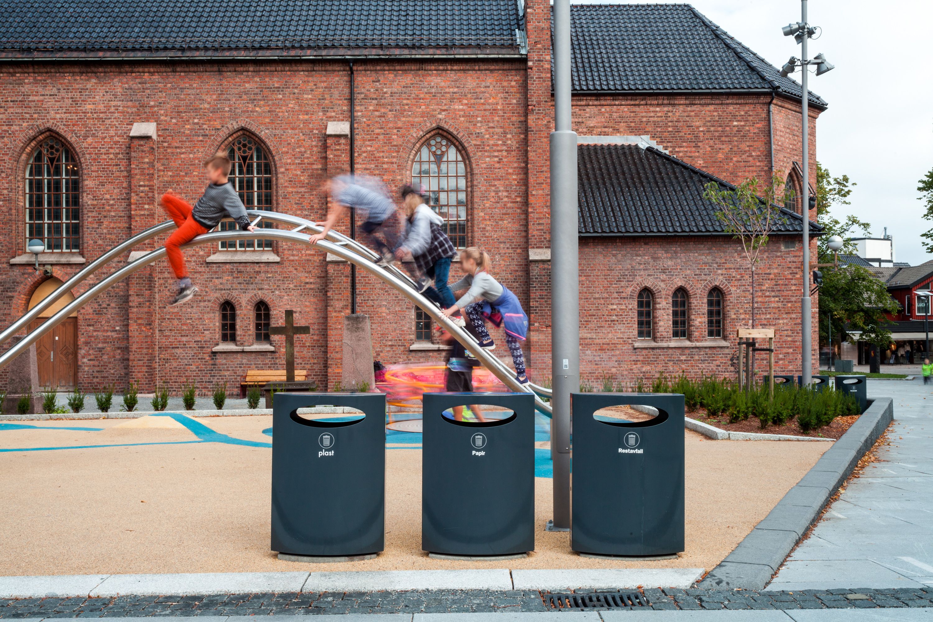 URBAN litter bin