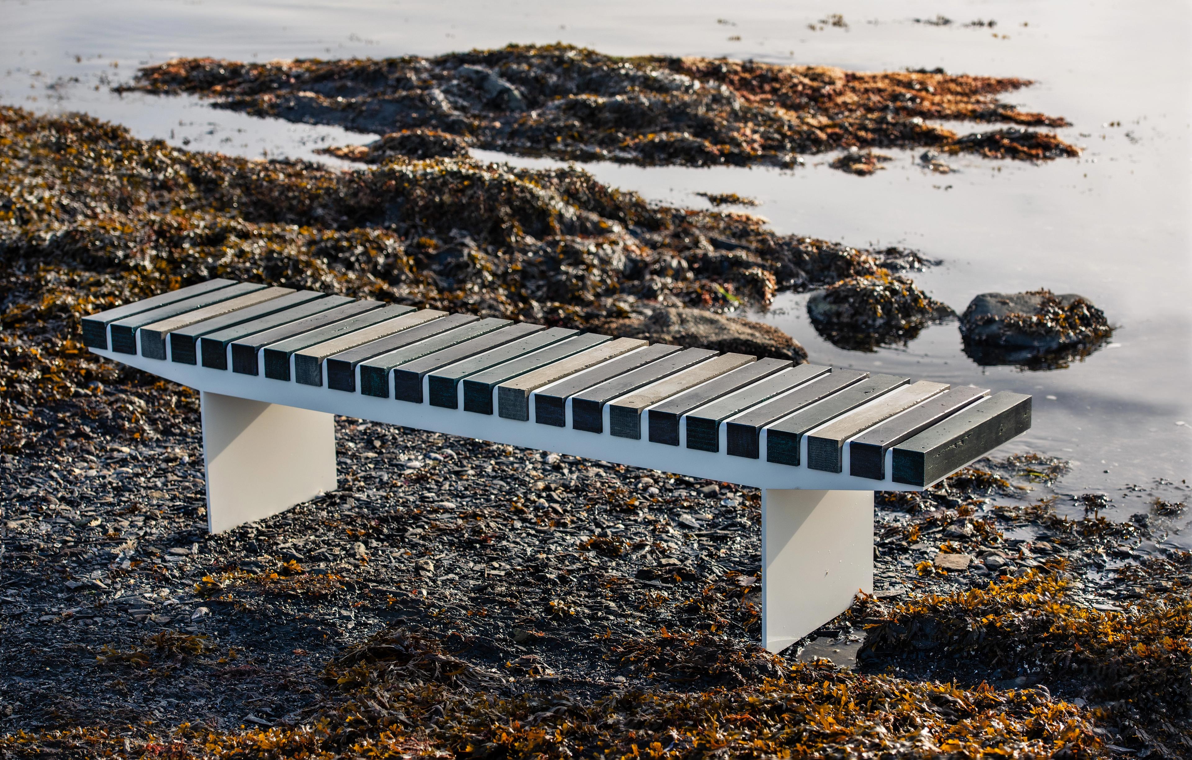 COAST bench (ocean plastic)