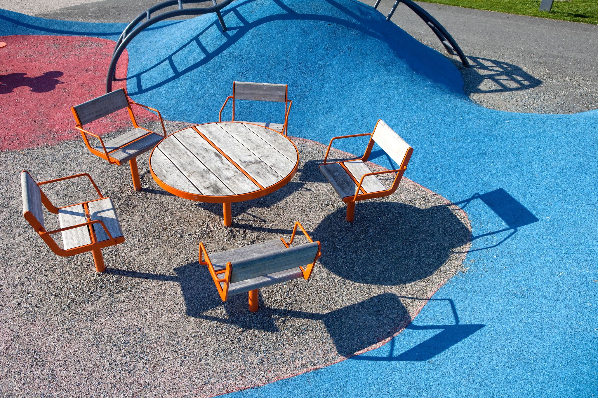 APRIL chair