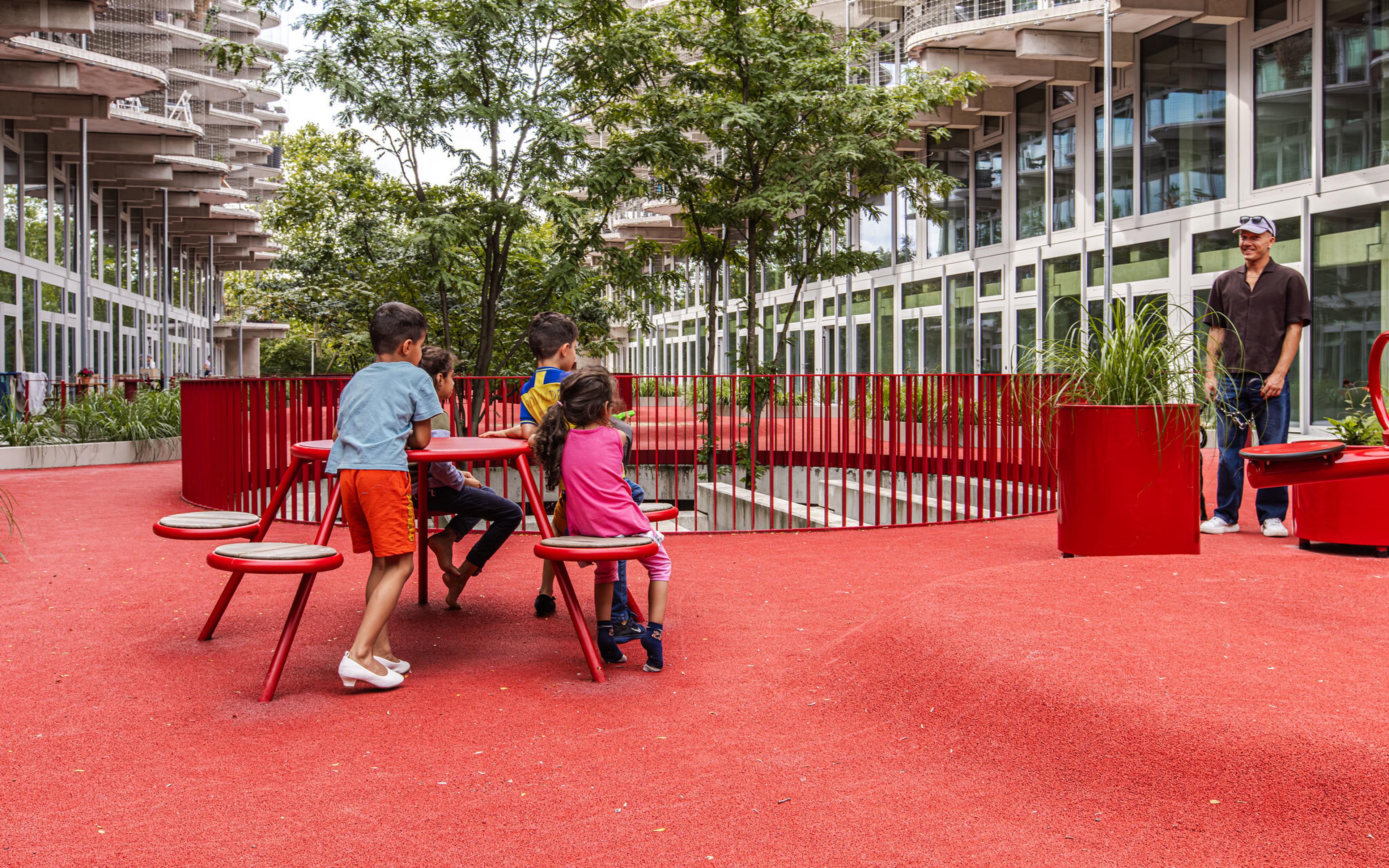 Iconic Identity through Form and Colour