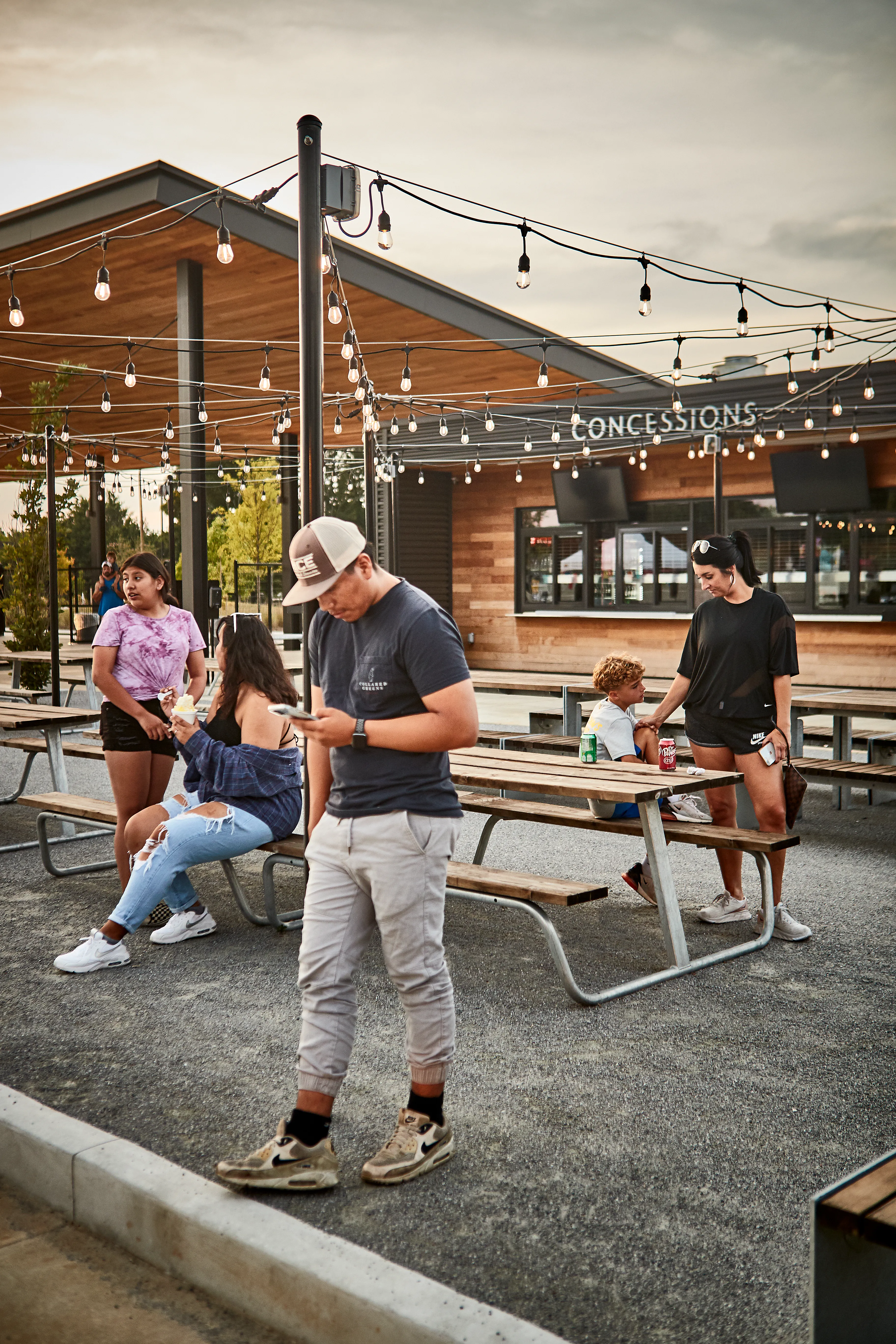 BERG picnic table