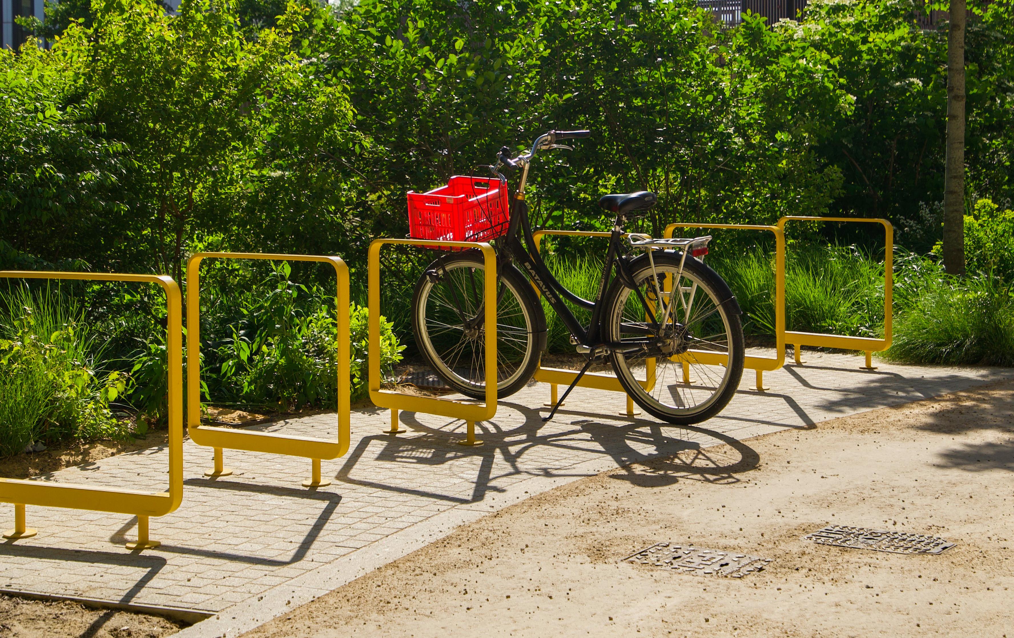 FORUM cycle stand