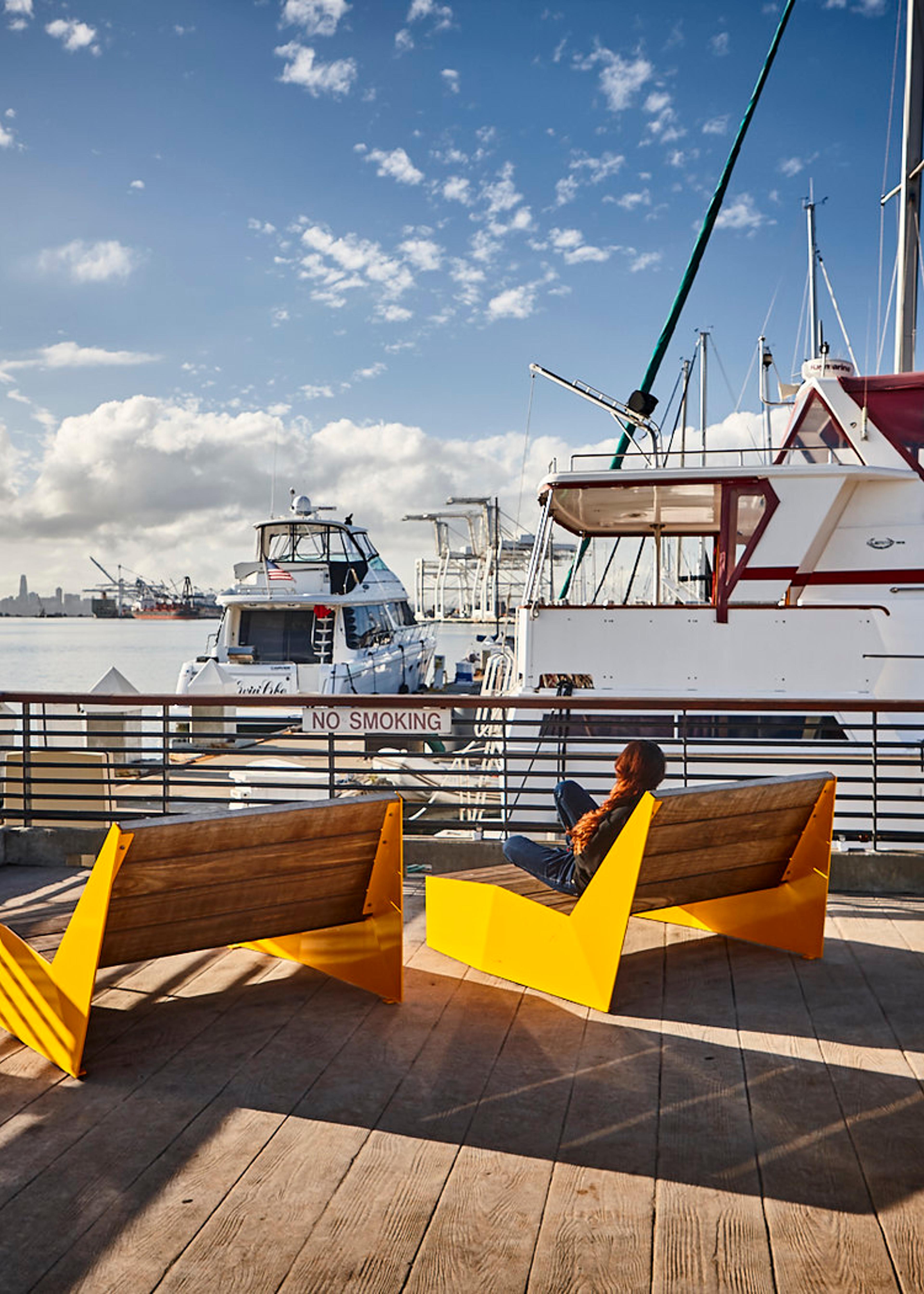 Robust urban furniture along the shore