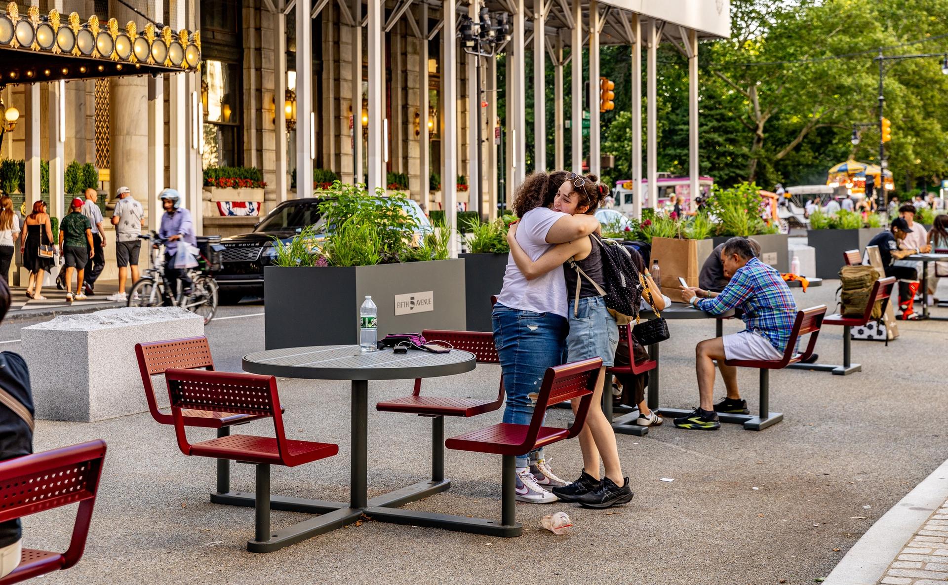 Fifth Avenue Plaza - A new public destination at the gateway to Central Park