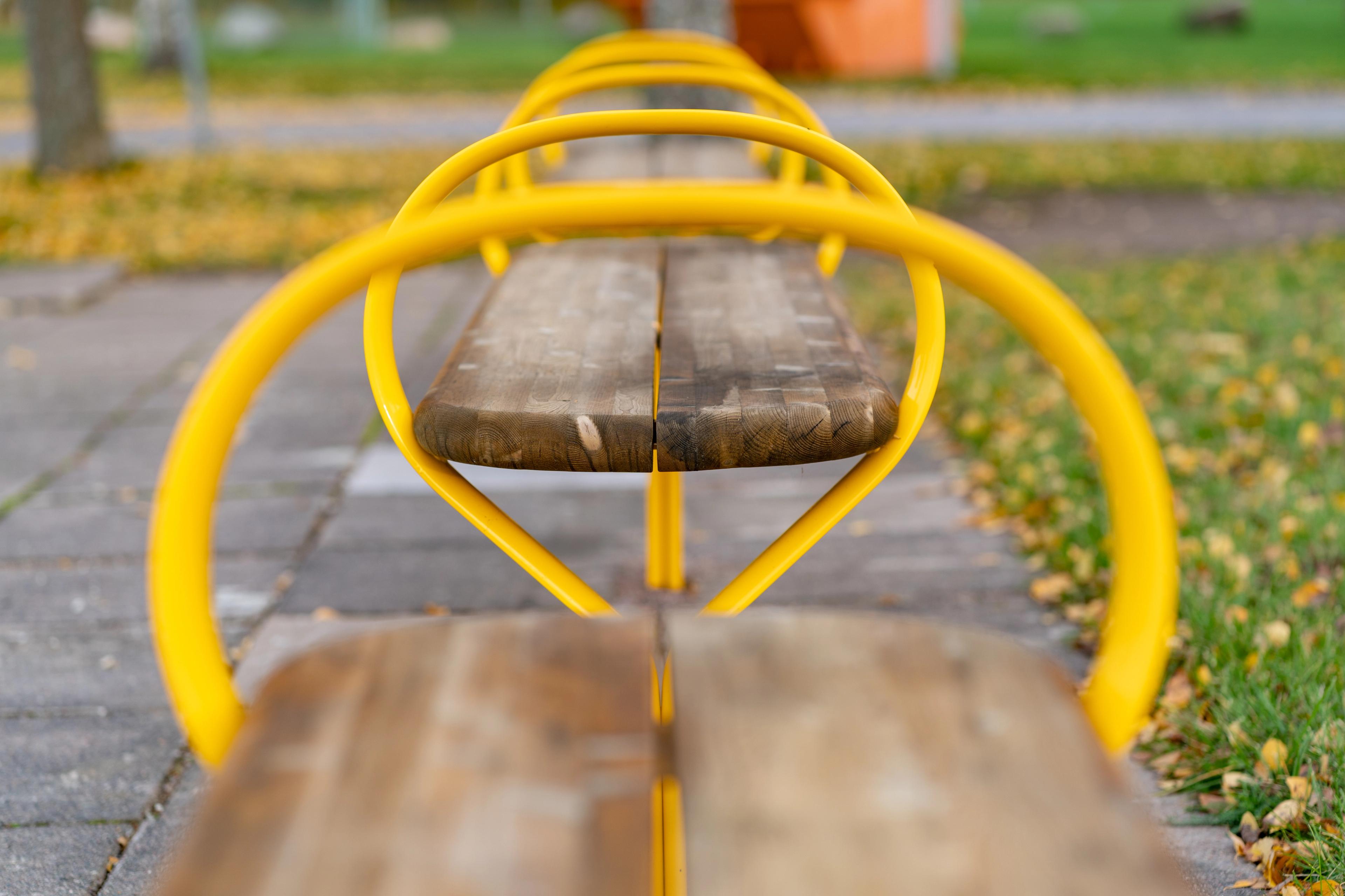 FOLK bench