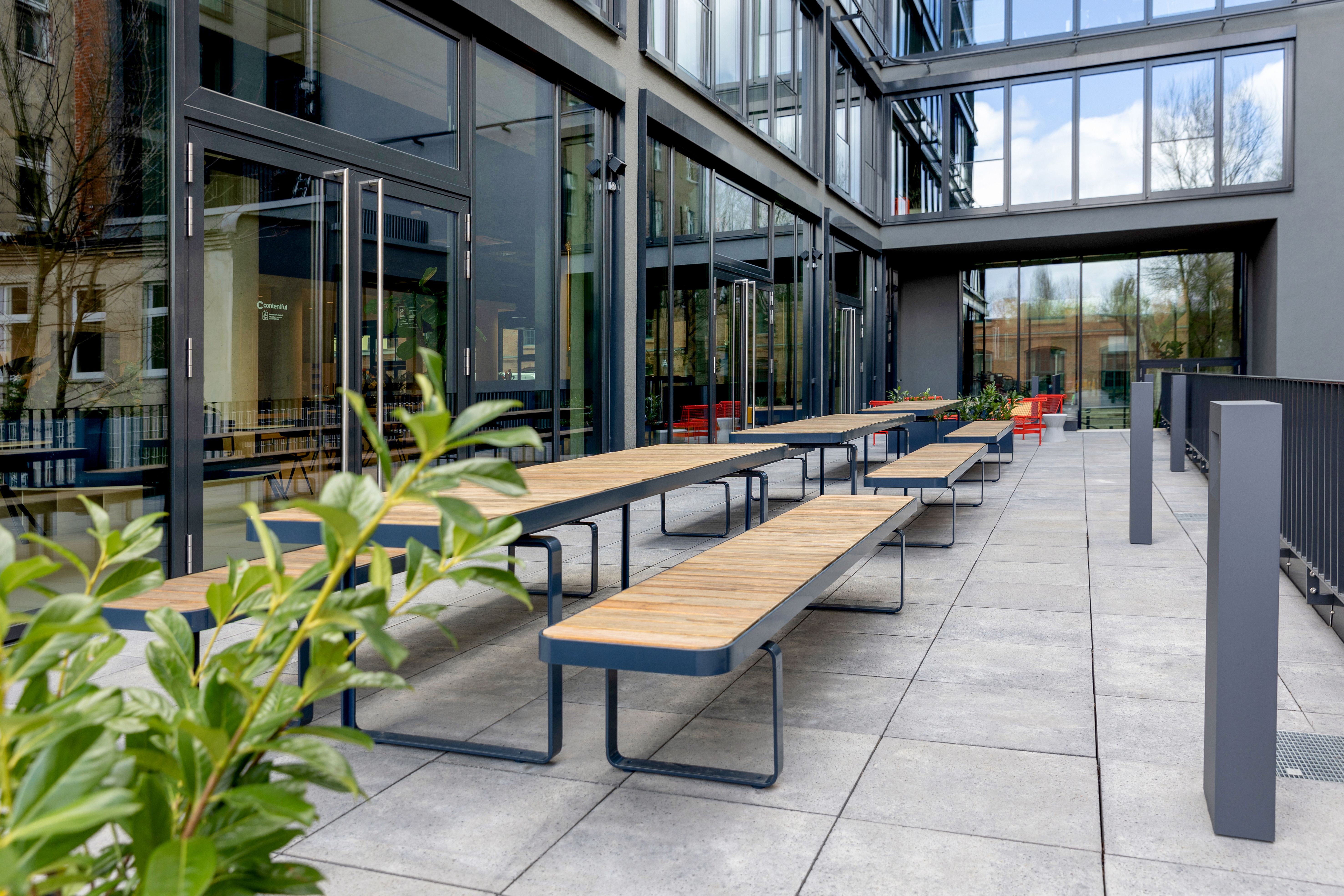 FORUM bench