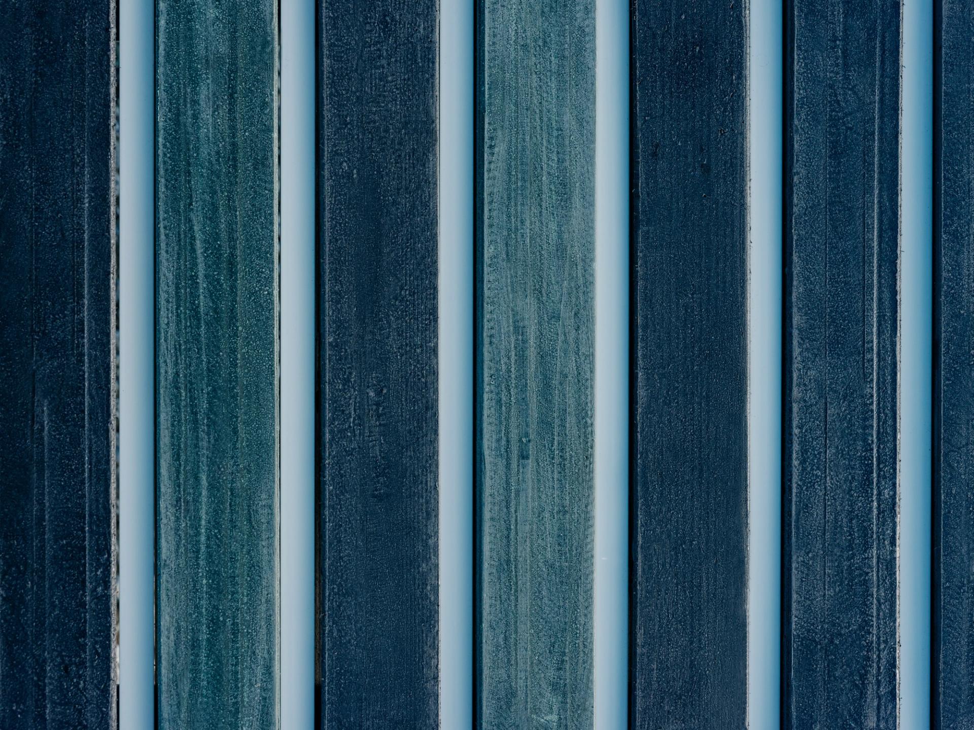 COAST bench (ocean plastic)