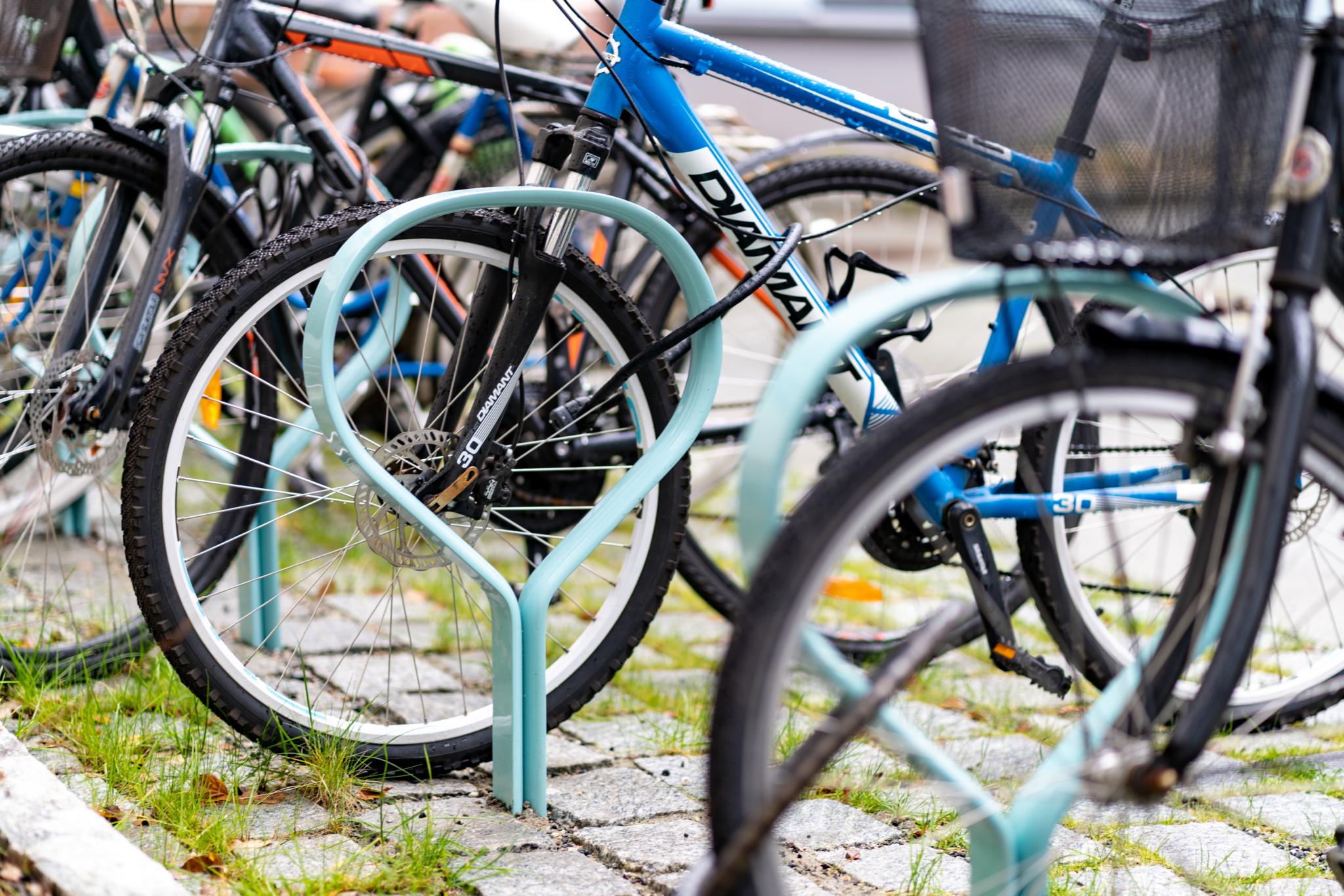 FOLK cycle stand