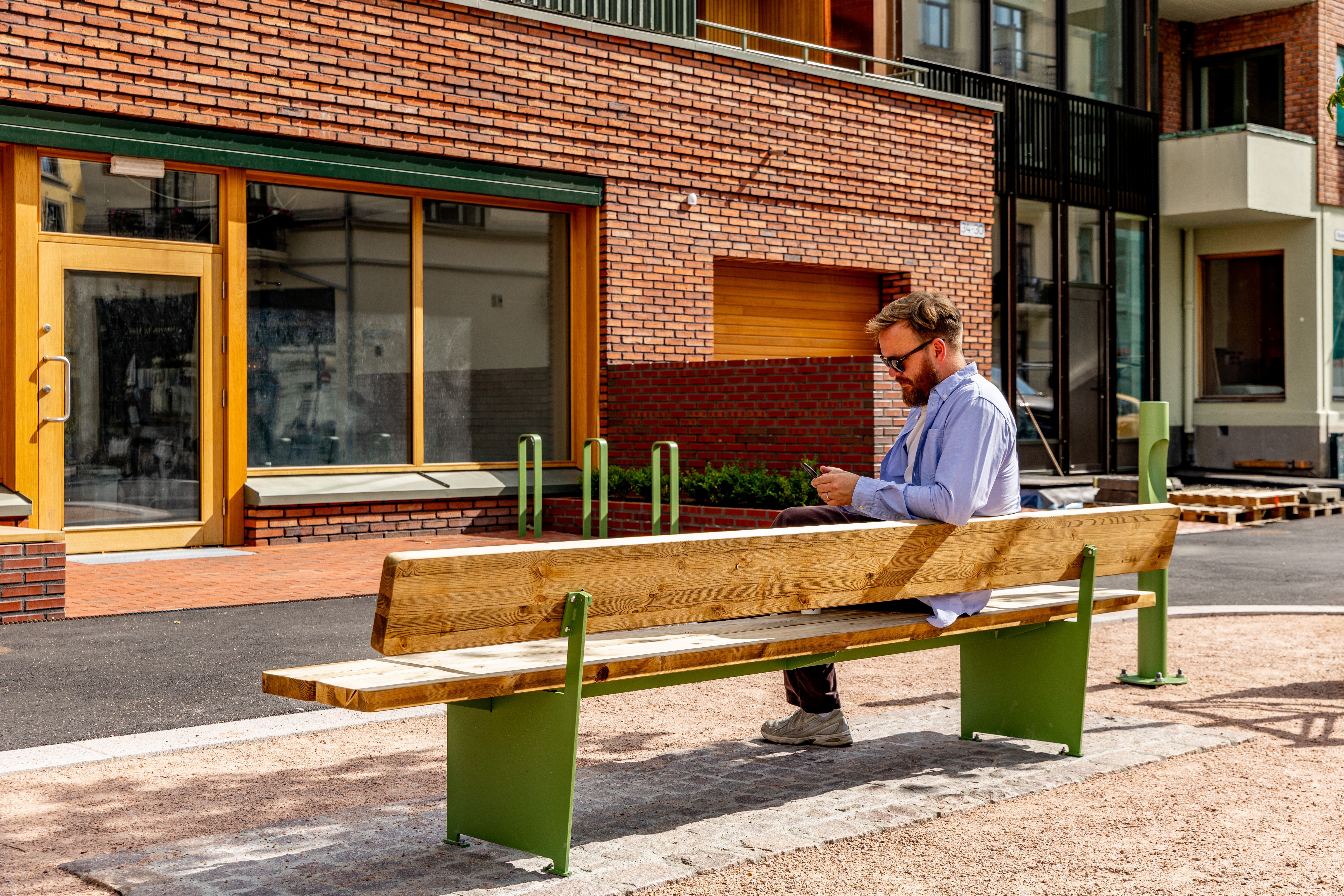 BRISKEBY bench