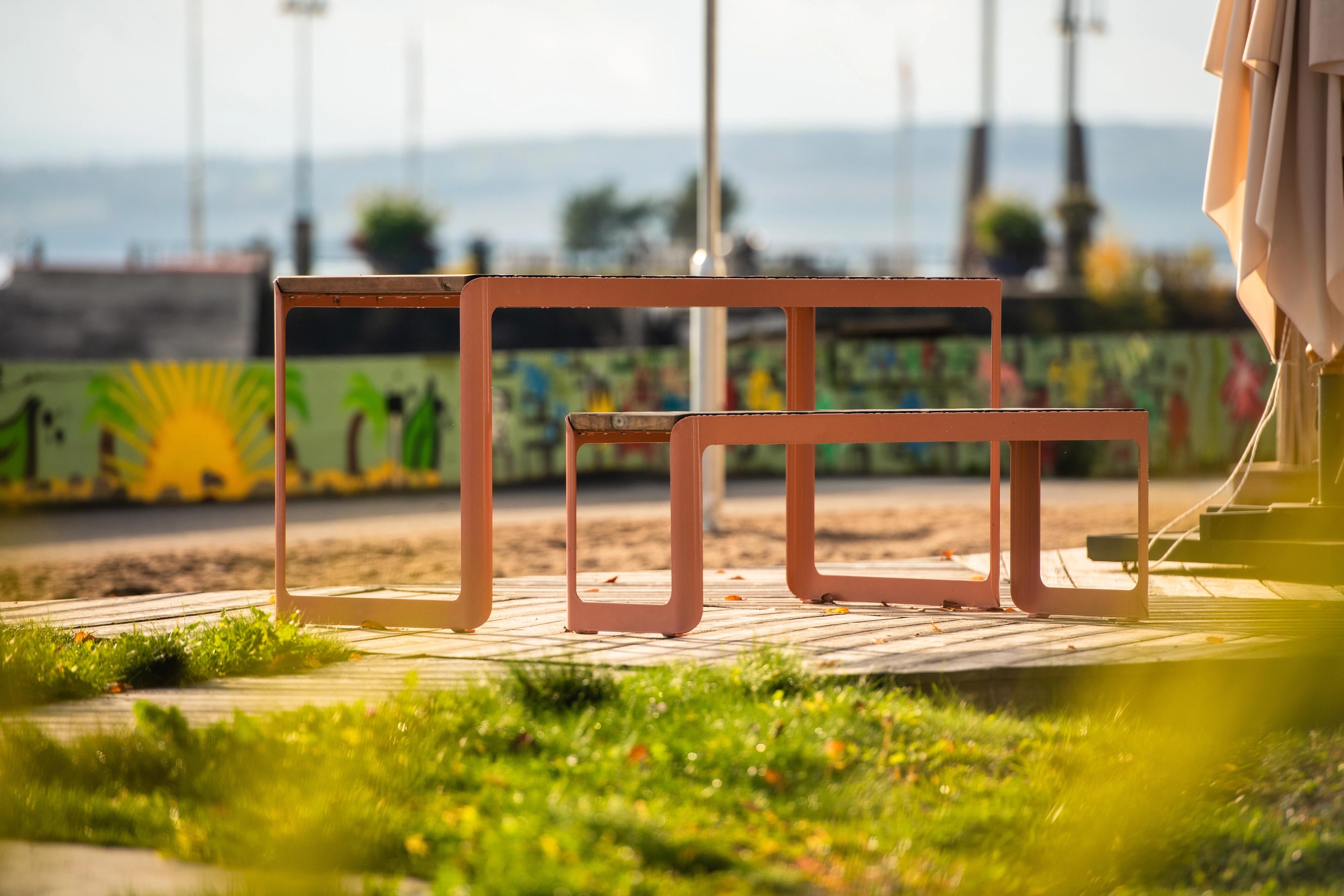 AIR table