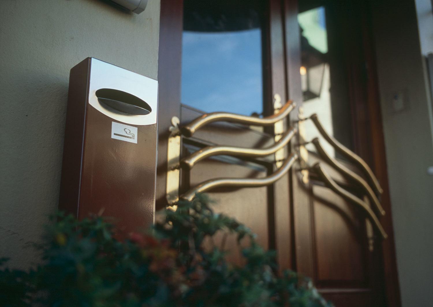 URBAN ashtray