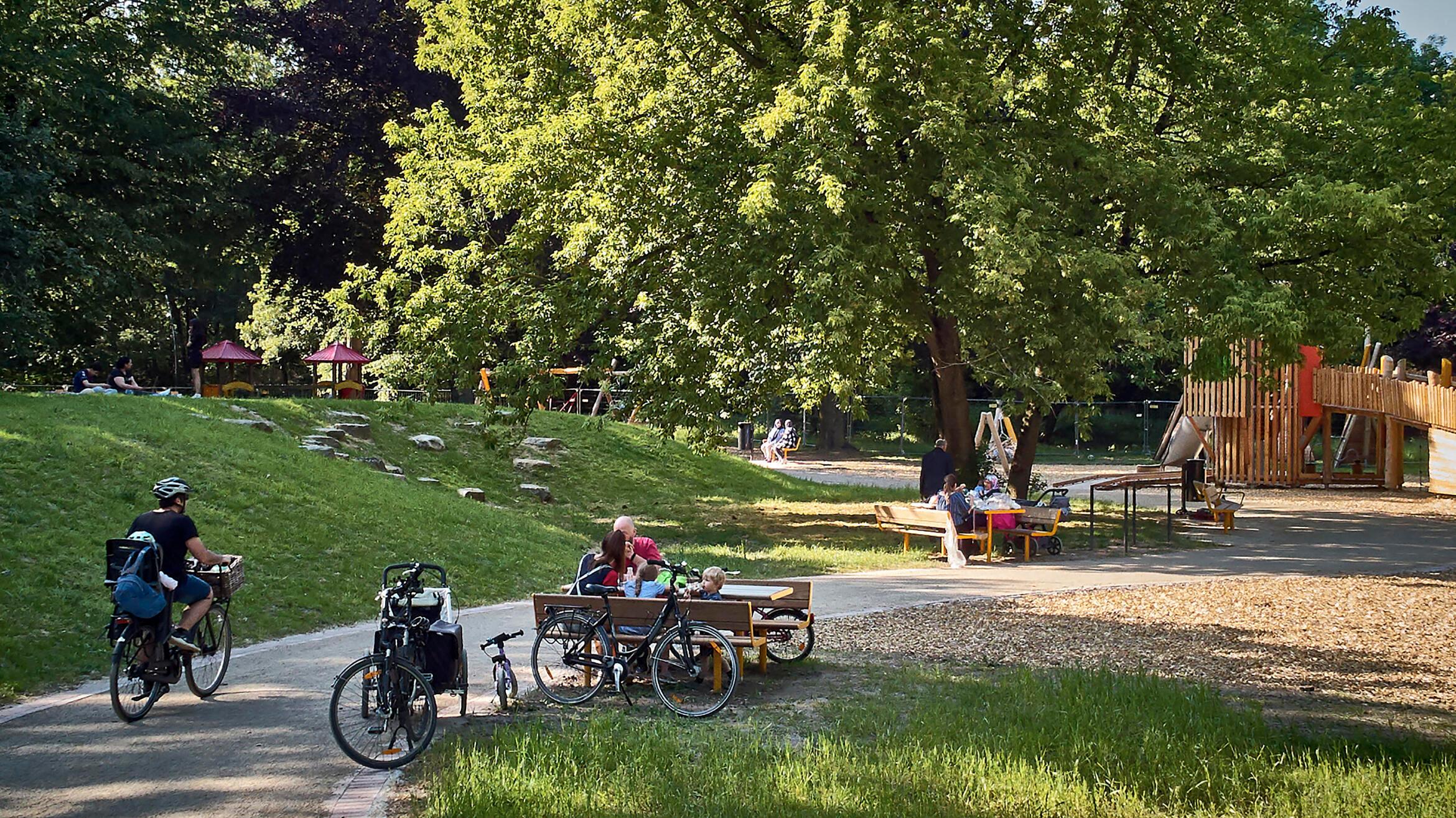 Revierparks 2020+: Sustainable transformation with Vestre urban furniture brings new quality of life to the Ruhr region