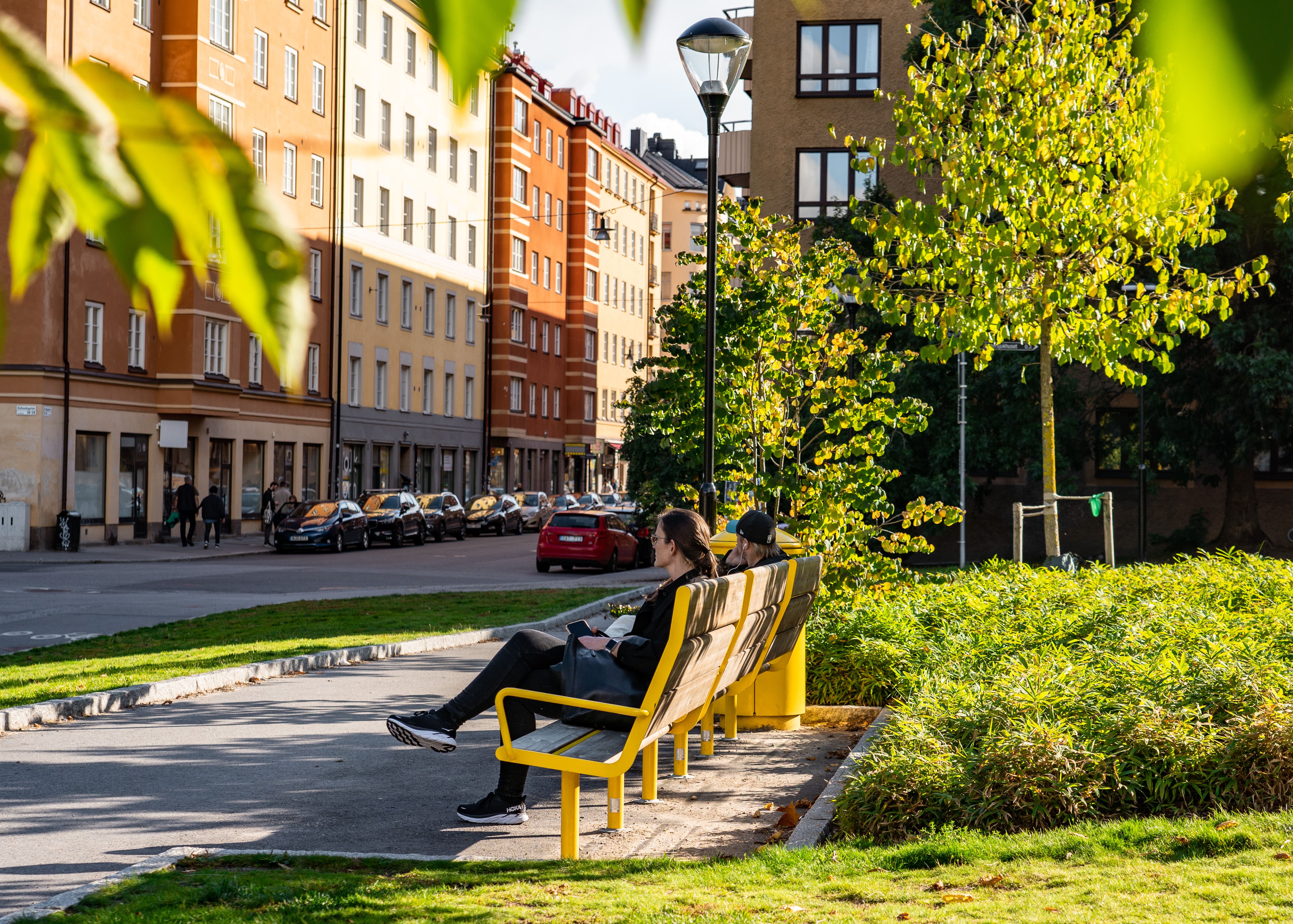 APRIL bench