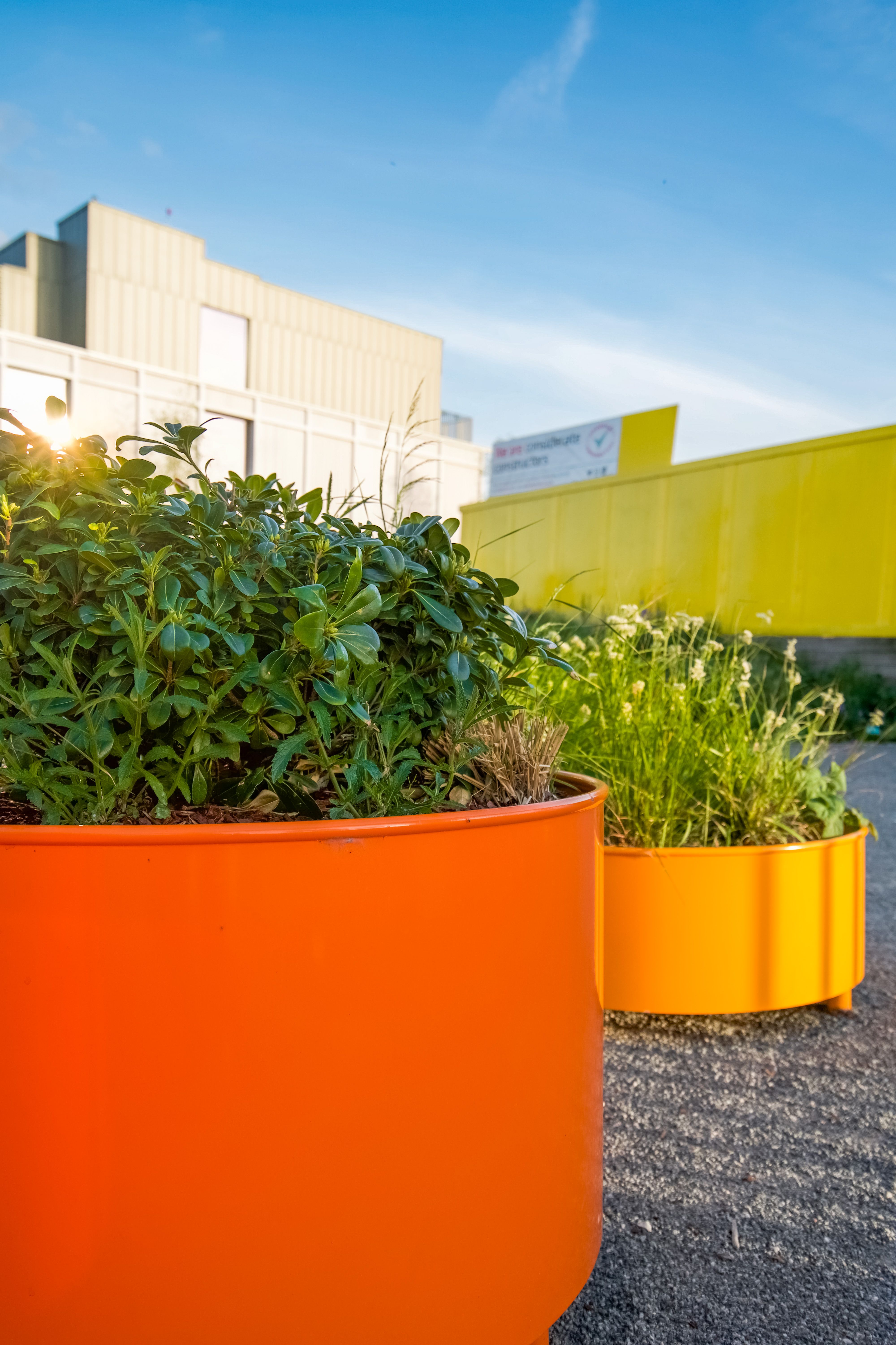 APRIL GO planter