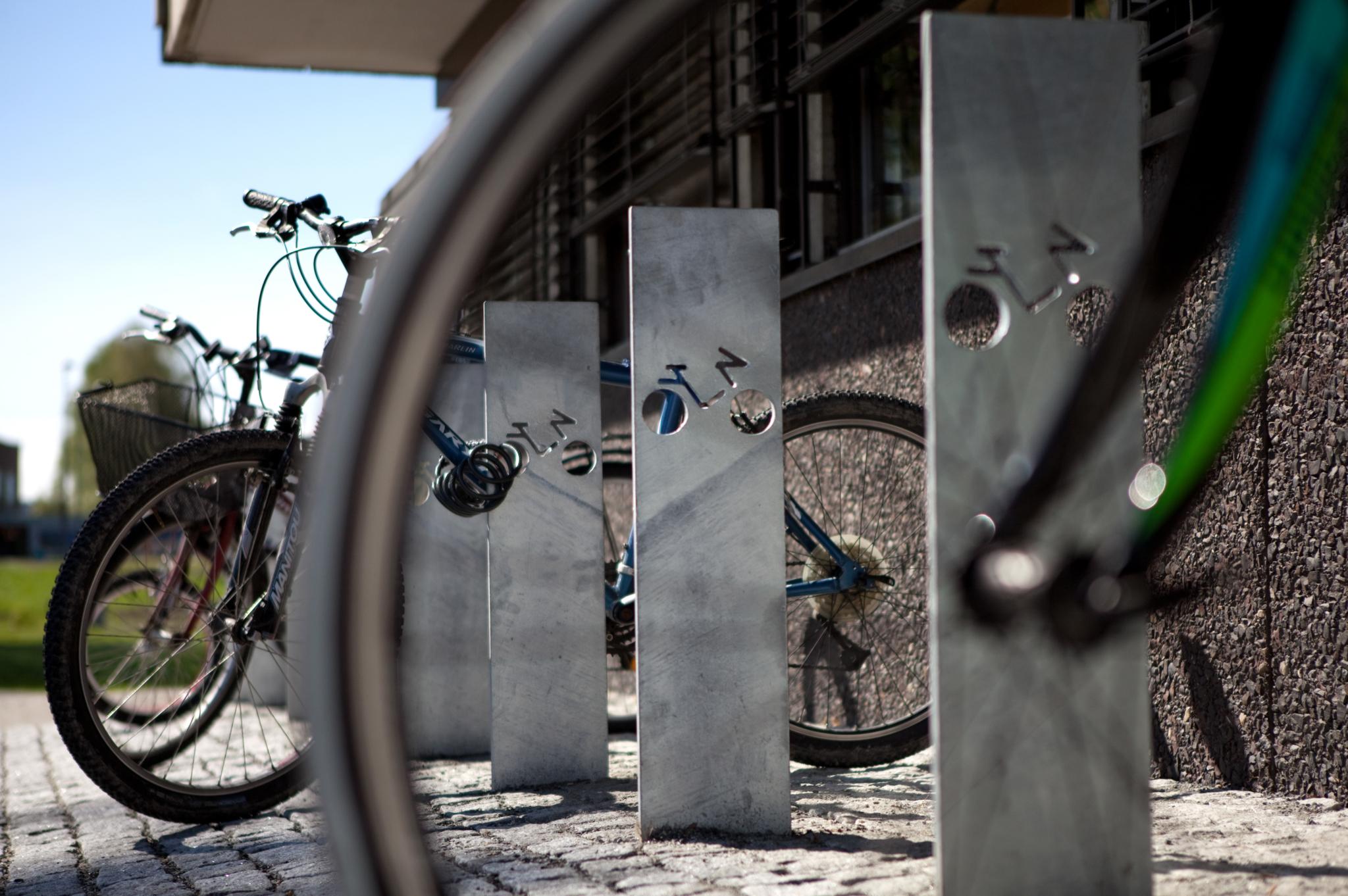 TOUR cycle stand