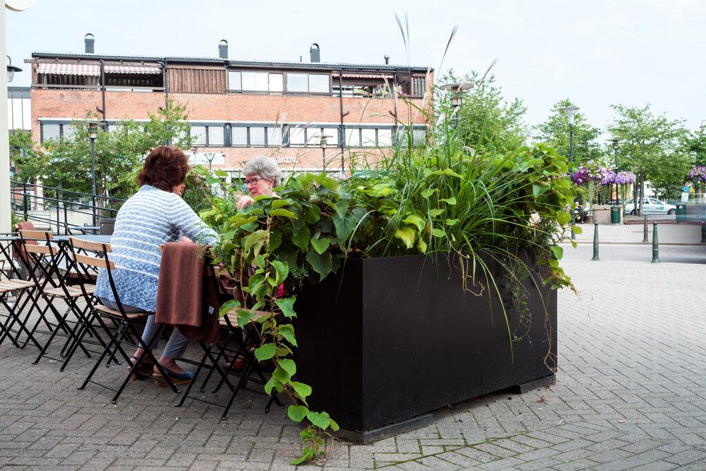 VROOM planter