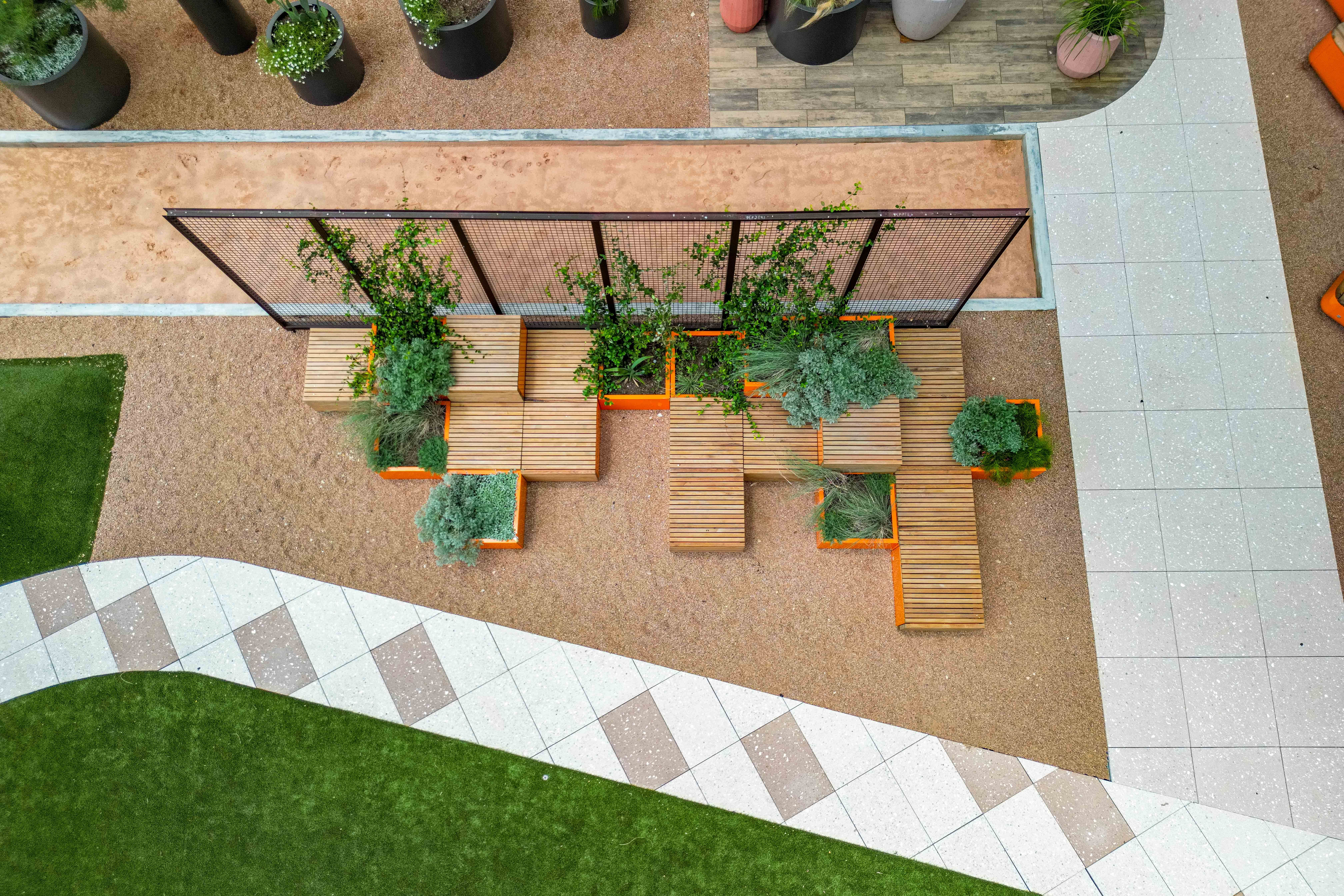 CODE Square planter
