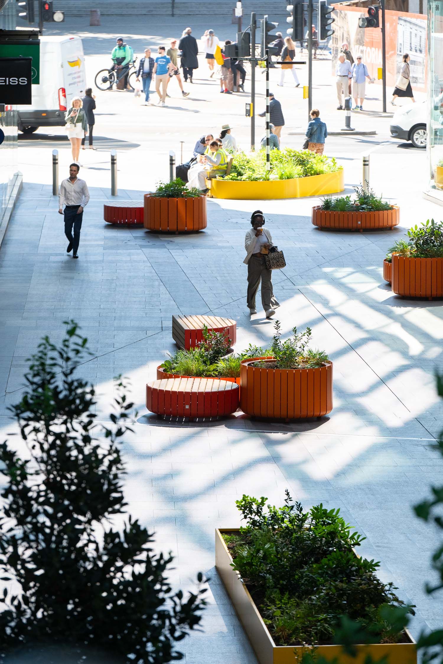 Activating public space through flexible seating and community use