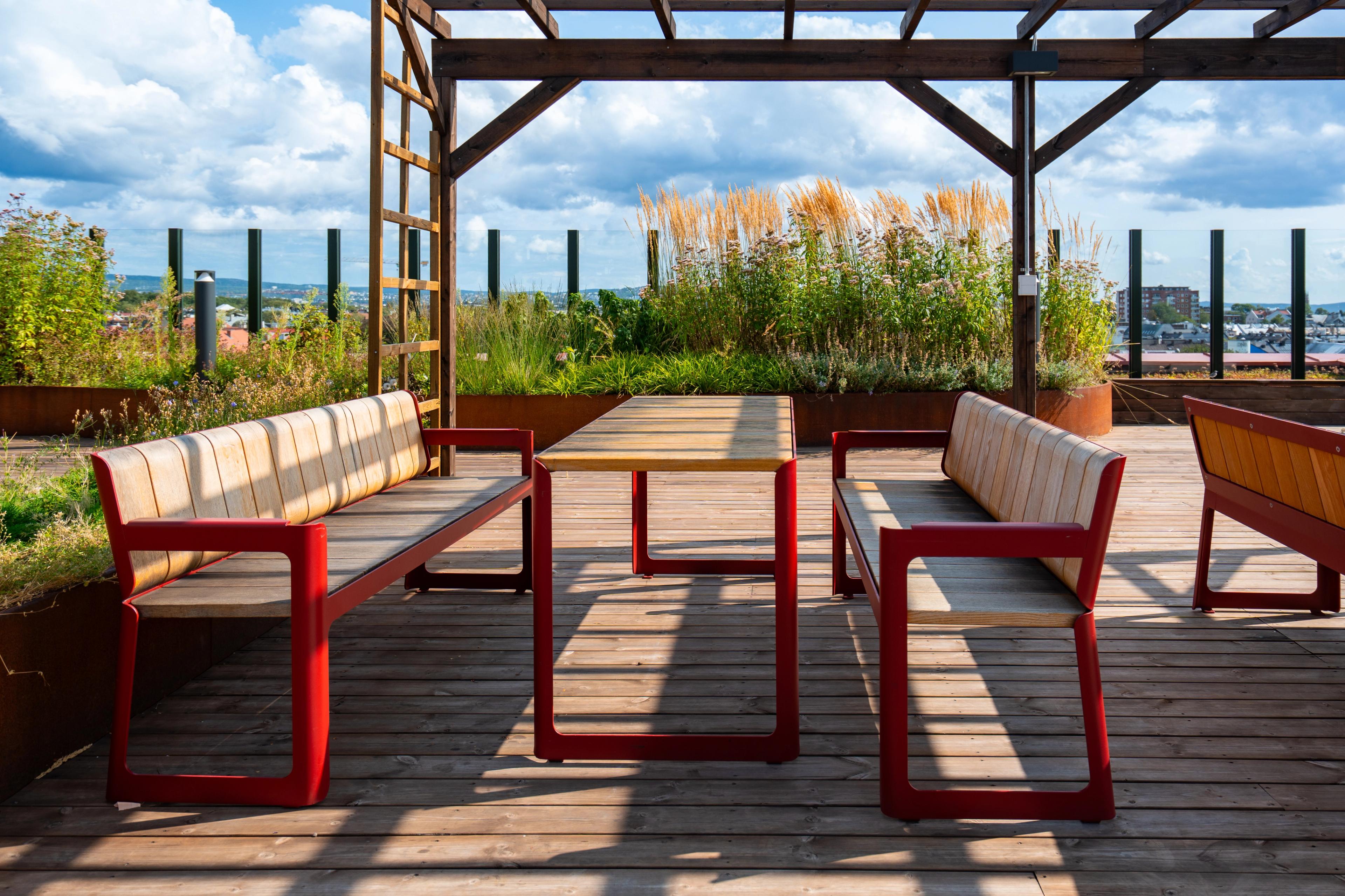 AIR bench