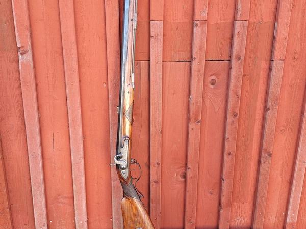 Kraftig studsare tillverkad av Joakim Rosenhell, Norrtälje