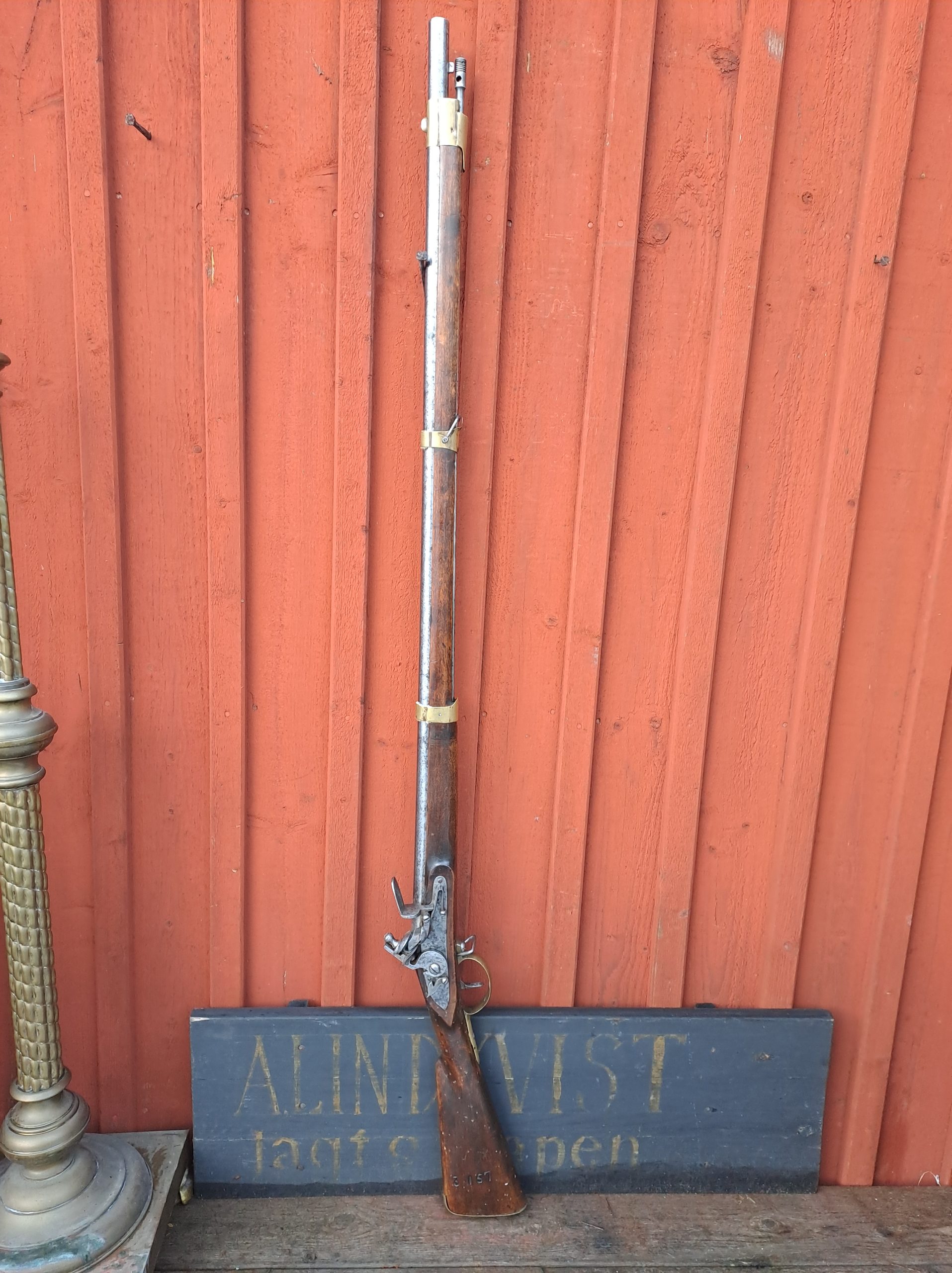 Bra bruksexemplar av m/1791 flintlåsmusköt.