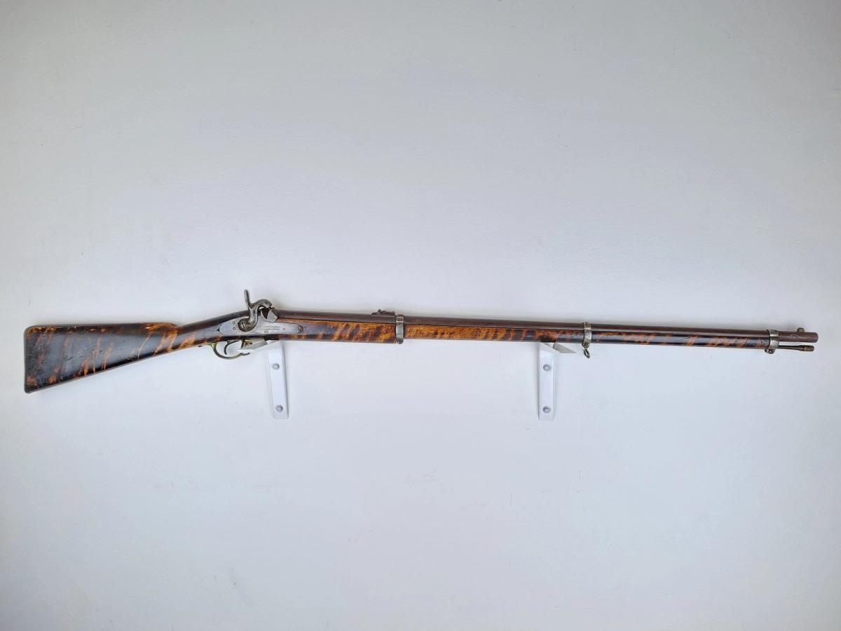 Ett historiskt intressant och välbevarat Wredesgevär av C.F Lindberg, bild 1 av 3