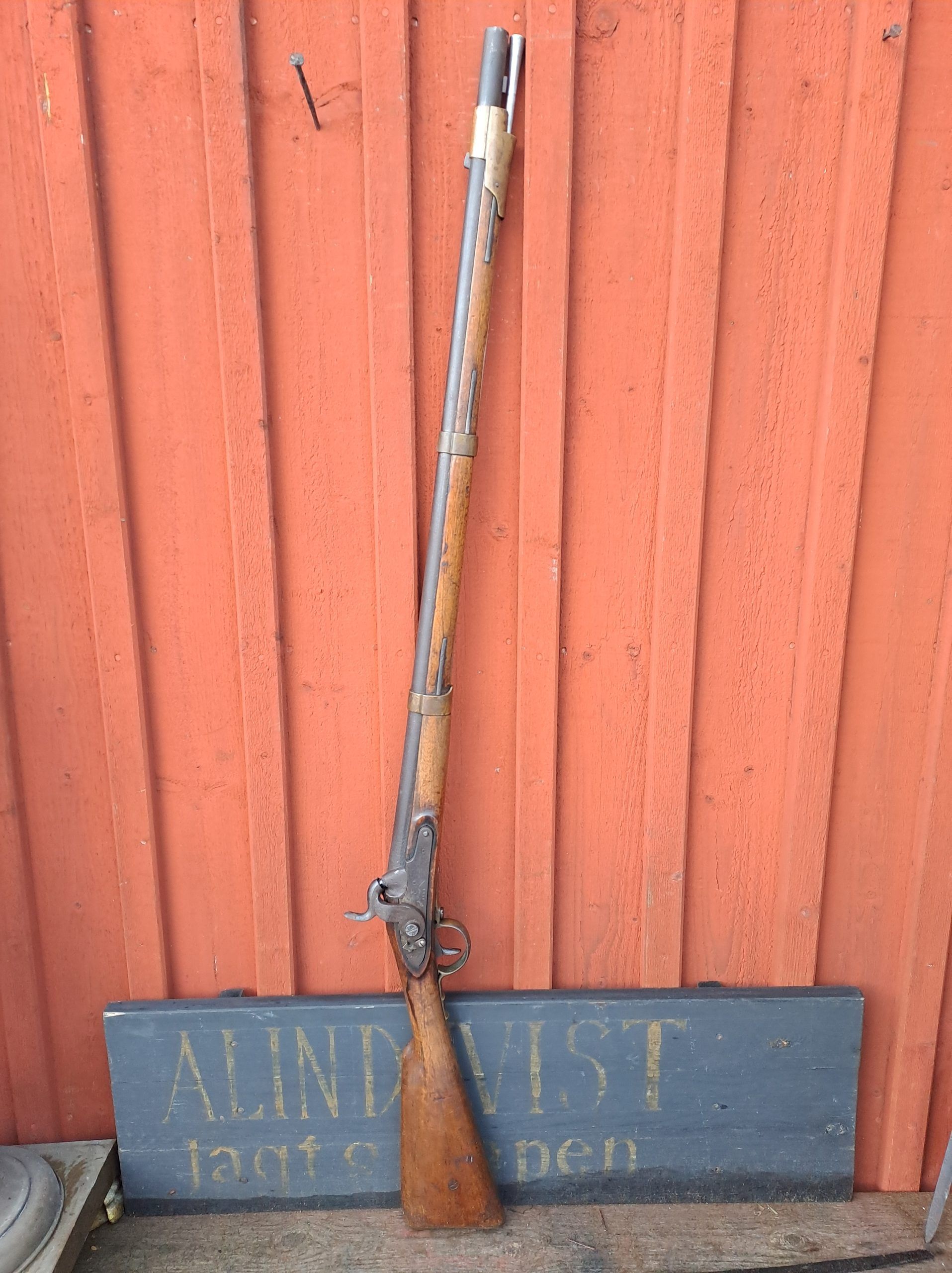 Prisvärd och kul shooter m/1845 för flottan, bild 1 av 3