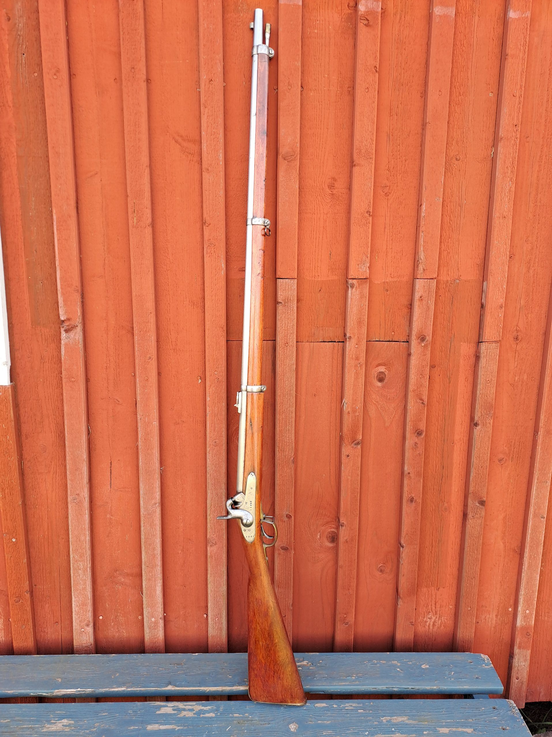 Wredesgevär, bild 1 av 3