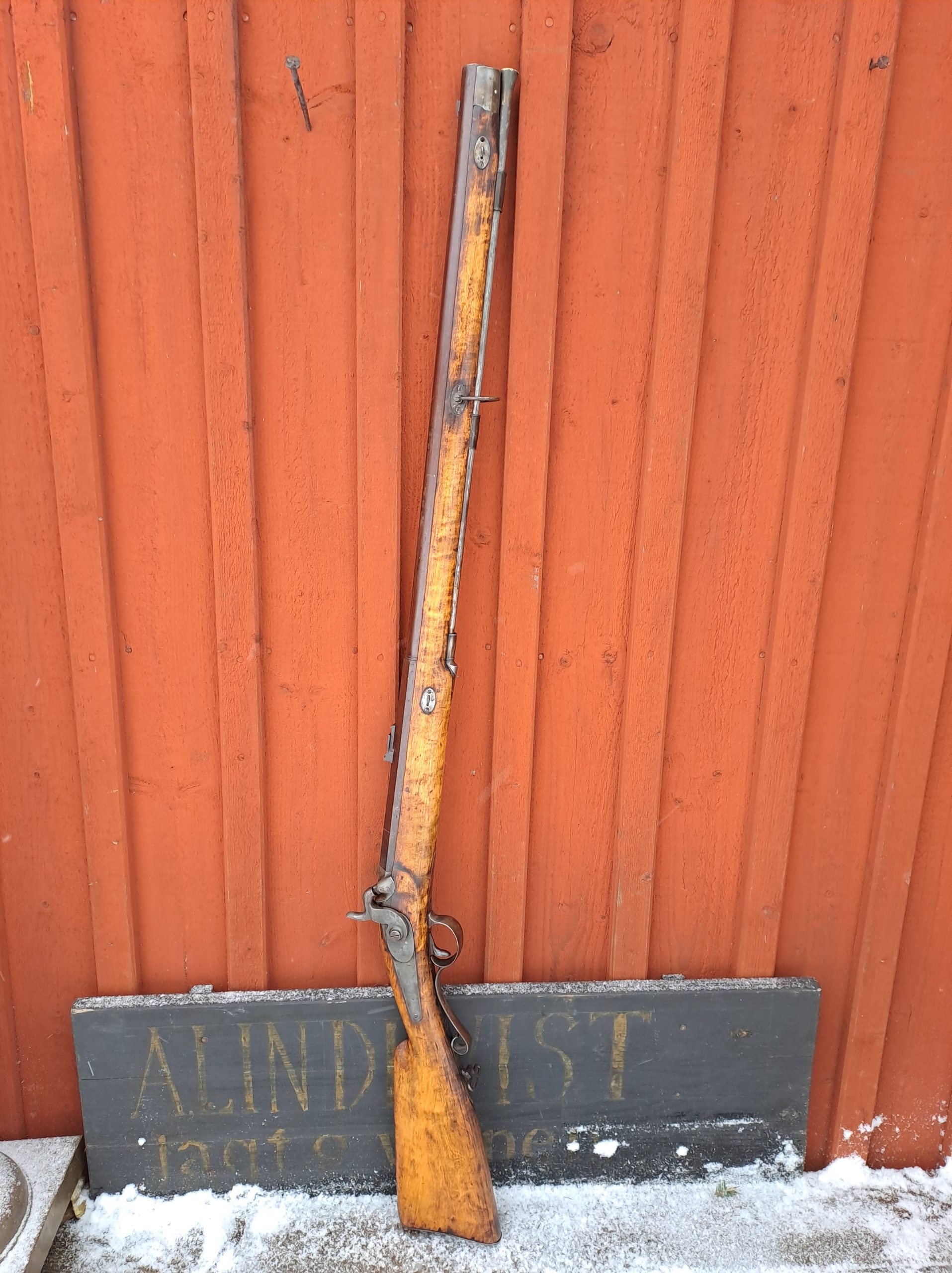 Orörd och fin tappstudsare m/1840-48 för arméns skarpskyttar, bild 1 av 3