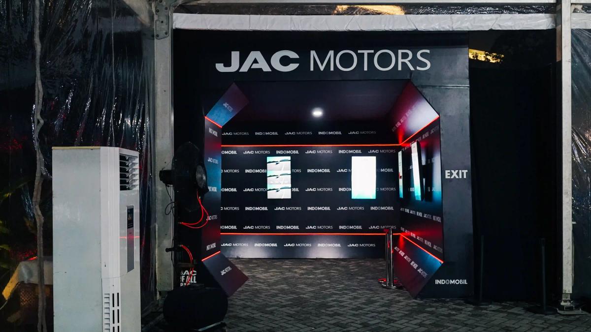 Tunnel JAC Motors Launch Event - Katakita Live Vendor Production Event Decoration Media Gathering Brand Launching
