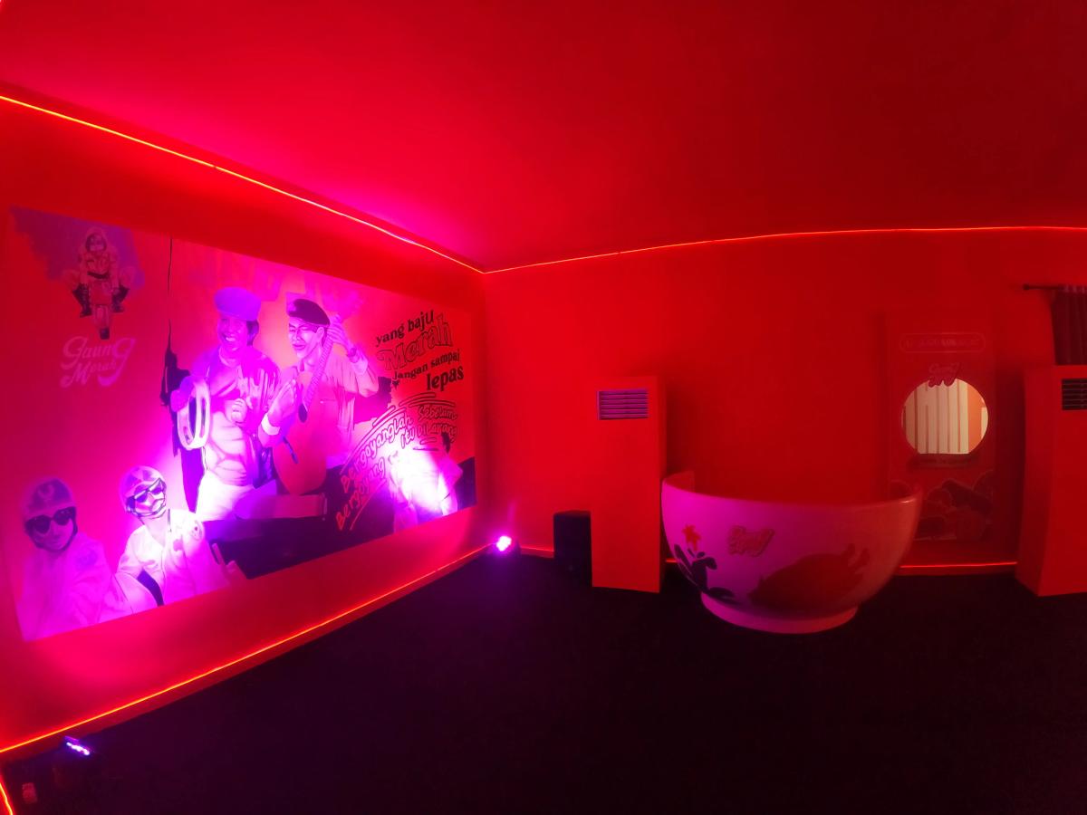 Mural & Art Installation Gudang Garam Merah Experience Booth at Berdendang Bergoyang 2022
