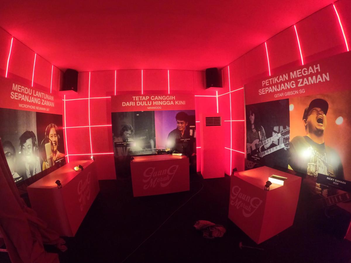 Wall of Fame Gudang Garam Merah Experience Booth at Berdendang Bergoyang 2022