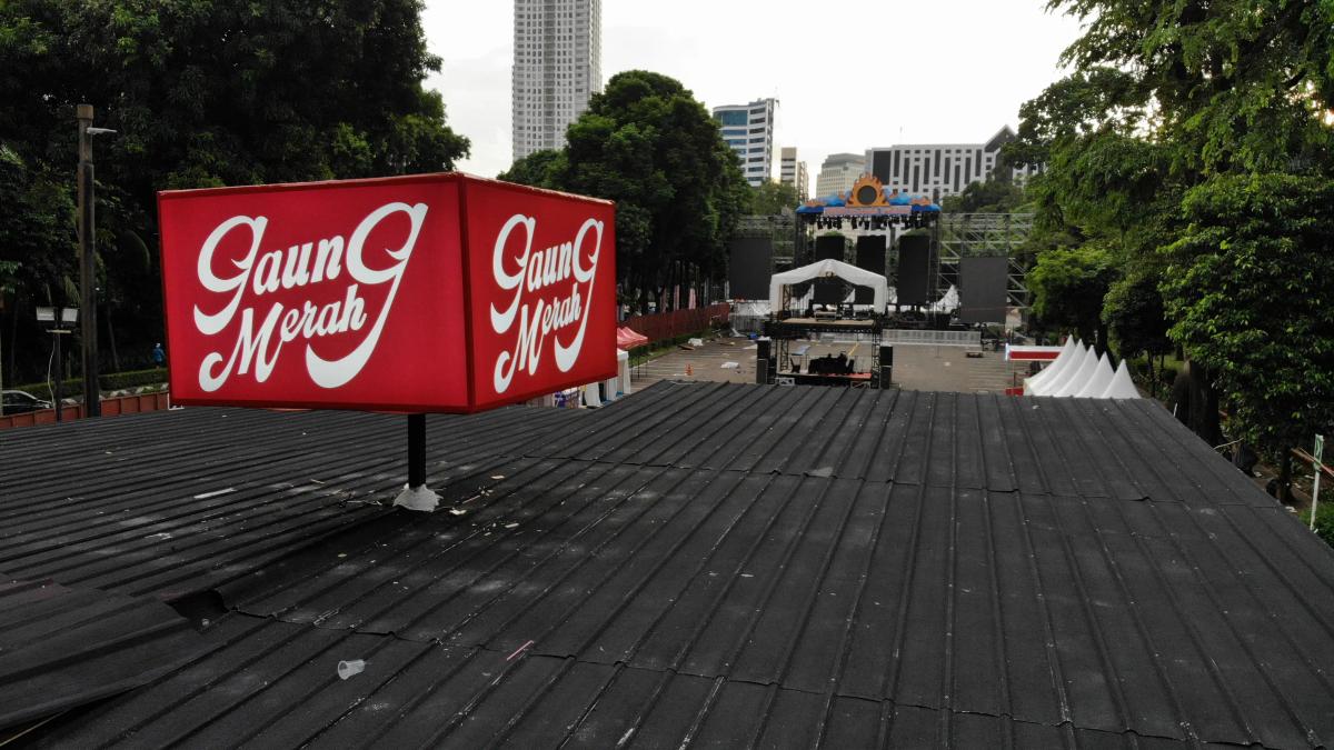 Logo Sign Gudang Garam Merah Experience Booth at Berdendang Bergoyang 2022