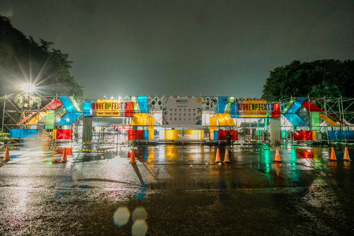 Main Entrance - Woke Up Fest 2023 - Music Festival Decoration - Katakita Live Vendor Produksi Event