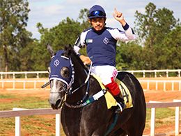 Ucrania Jumpim MRL and jockey Andrei Ramos.