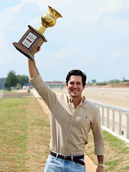 Eriquinho Braga, breeder and owner of the GP Taça de Ouro champion
