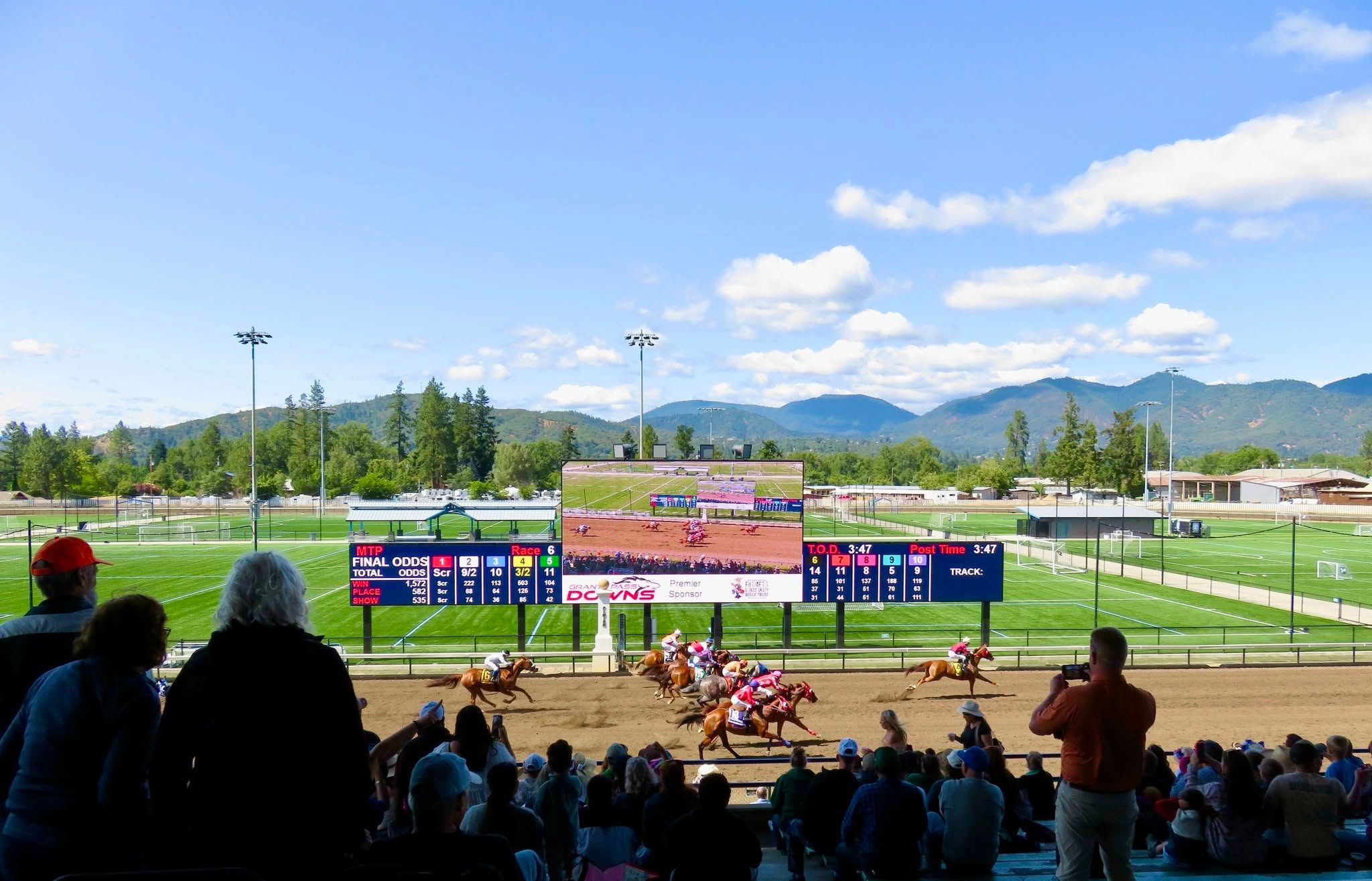 Magallanes Trains Three Fastest Autumn Derby Qualifiers at Grants Pass
