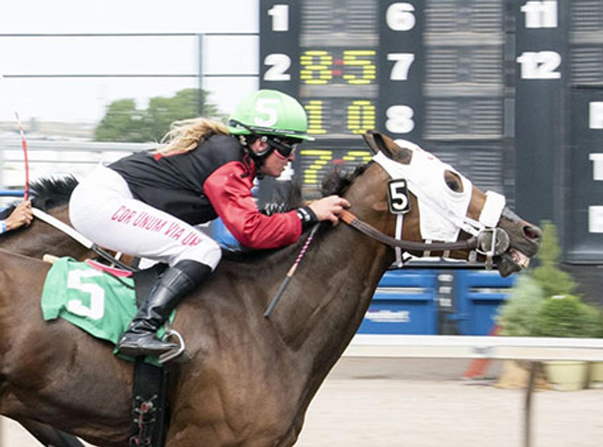 The Prize Ferarri Extends Win Streak in John and Elouise Hamilton Memorial