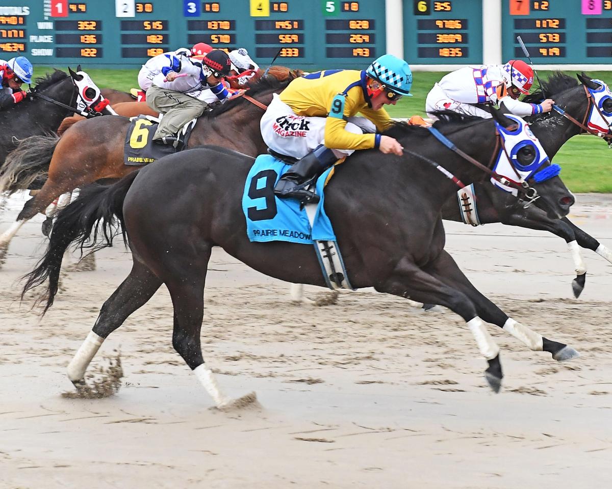 Flying Fire Leads Jason Olmstead-Trained Trifecta In $30,000 Valley Junction Juvenile