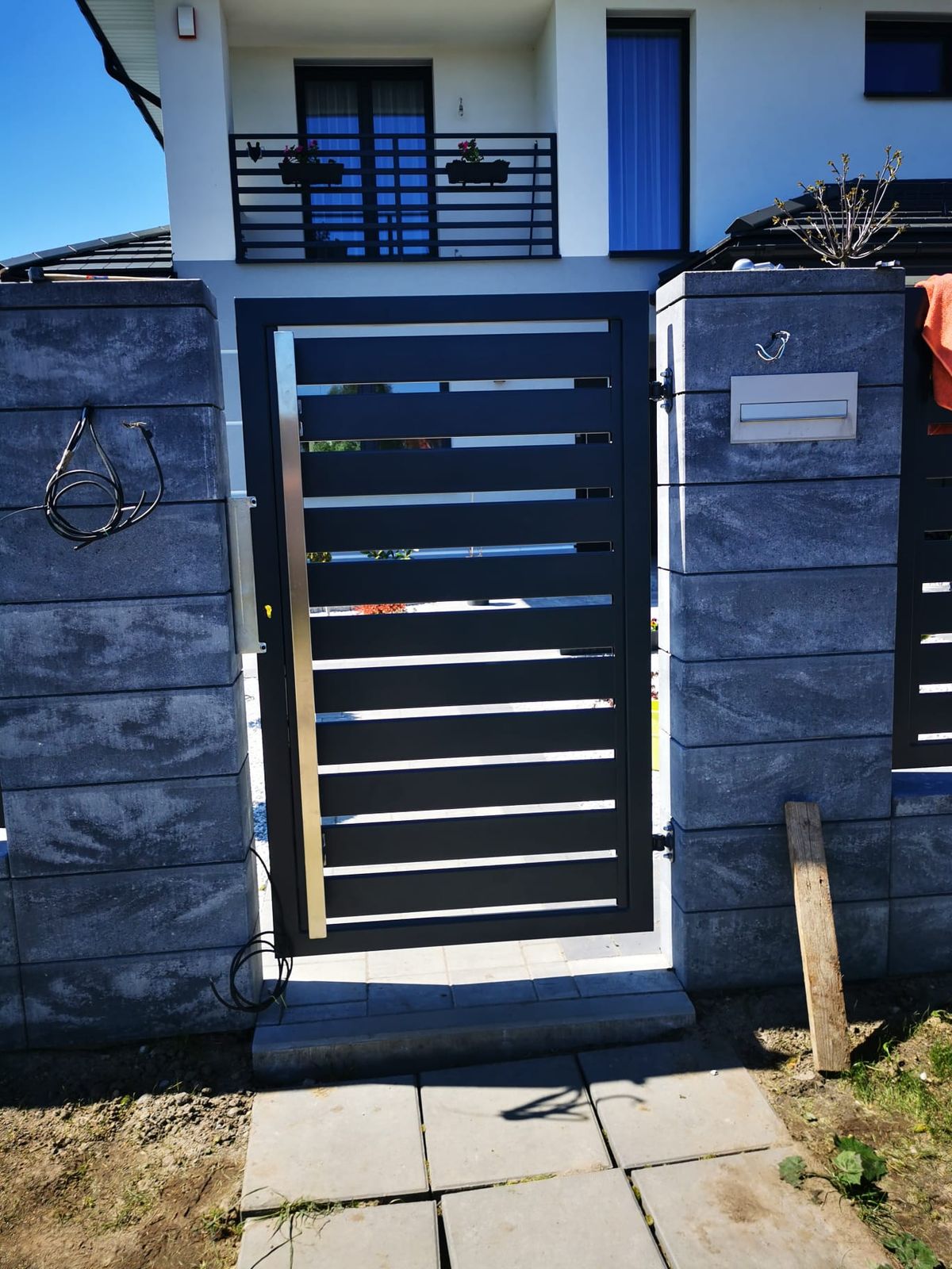 Modern Steel Fencing