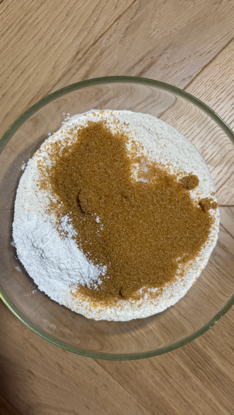 Prepare the crumble dough – Step 1